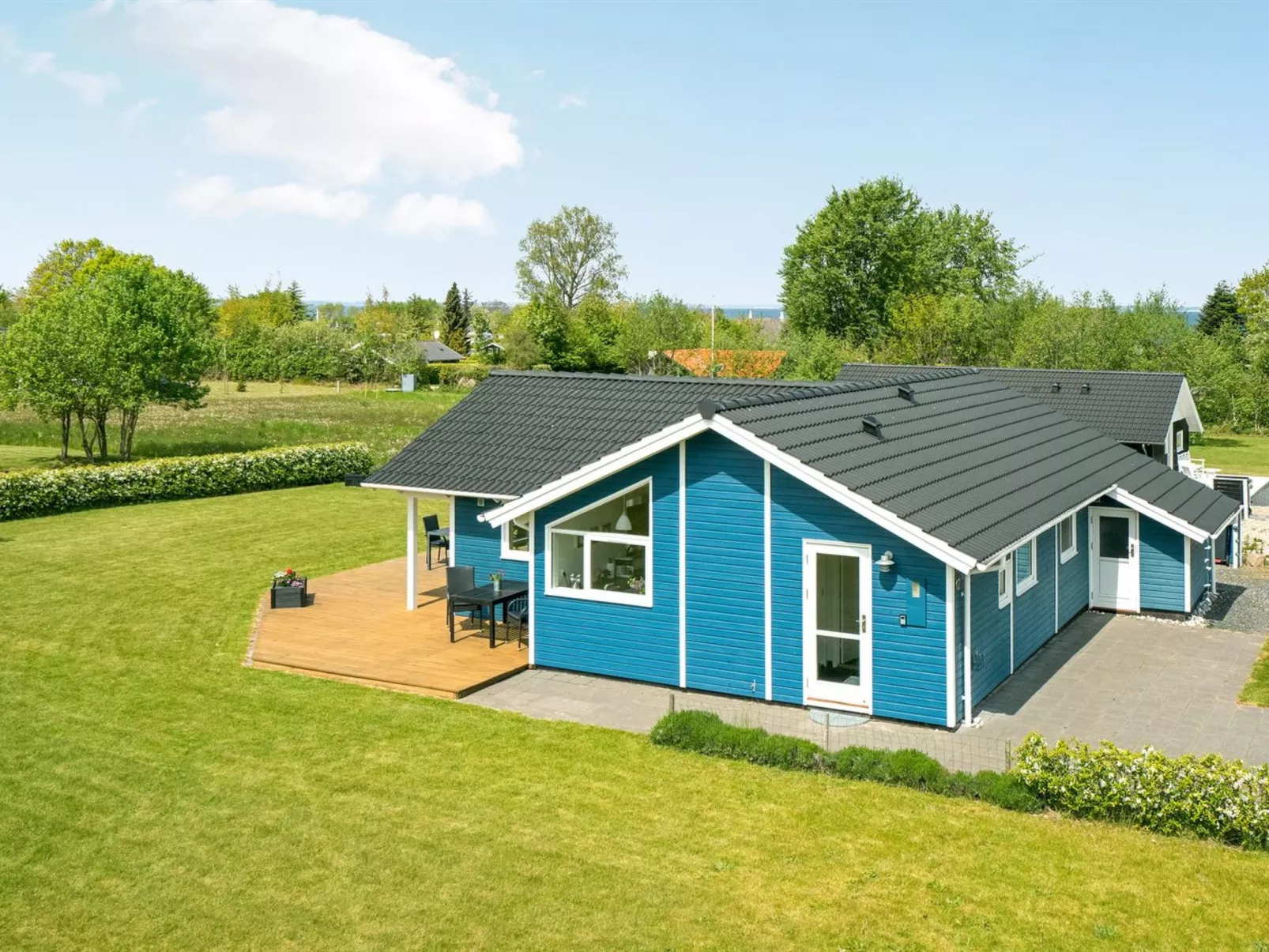 "Nuutti" - 300m from the sea-Buiten