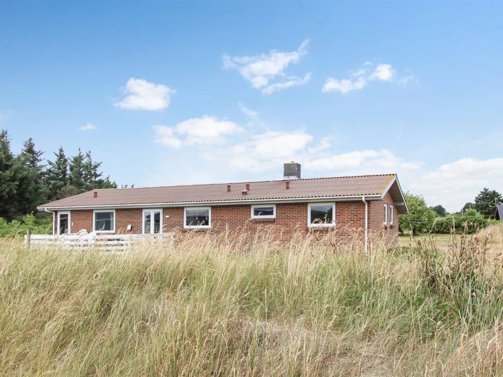 "Sissan" - 900m from the sea-Buiten