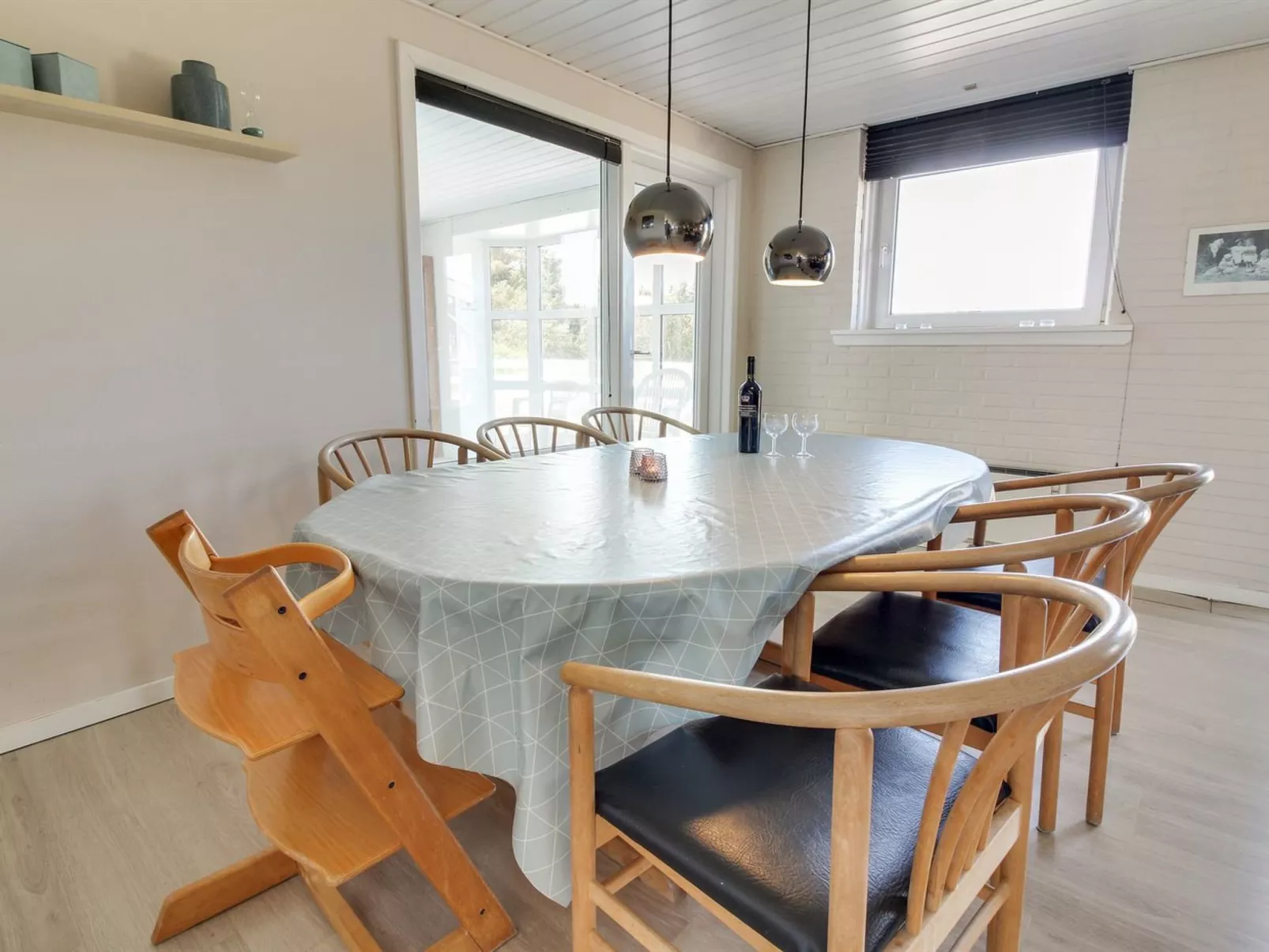 "Sissan" - 900m from the sea-Binnen