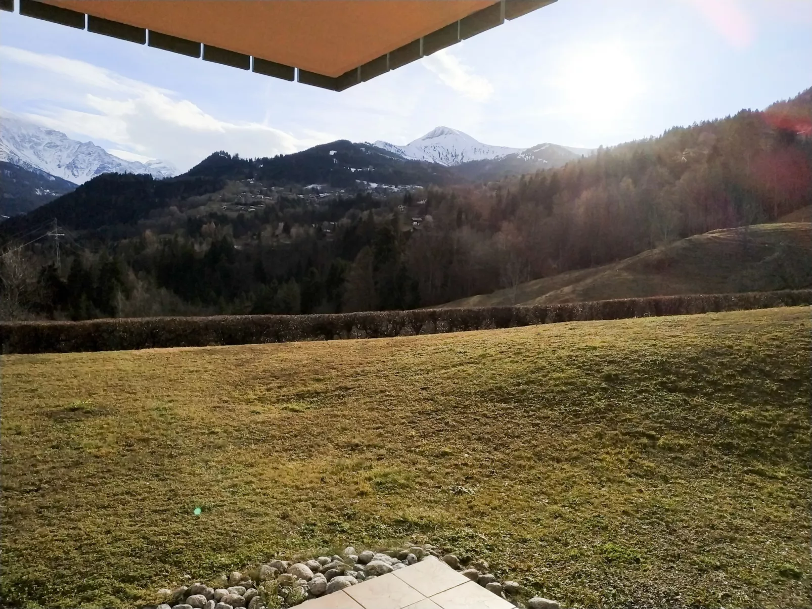Le Parc du Mont Joly-Buiten