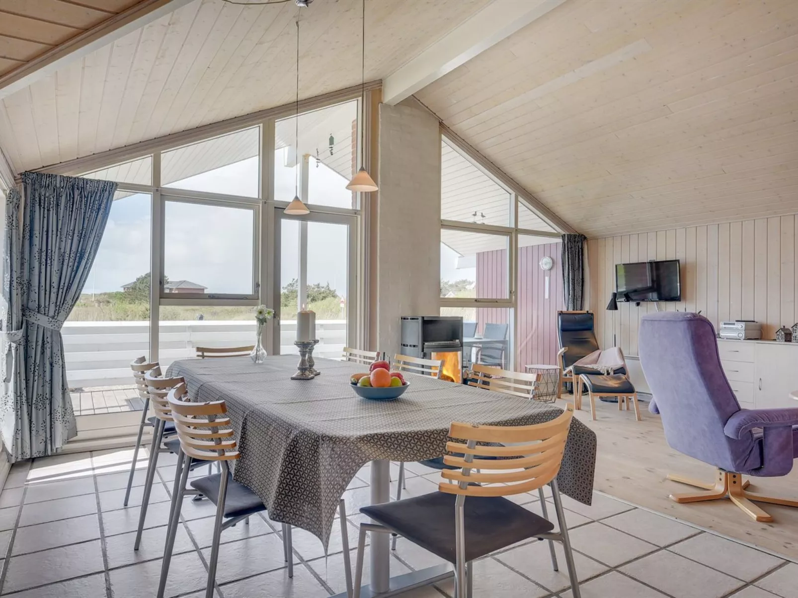 "Hermandine" - 700m from the sea-Binnen