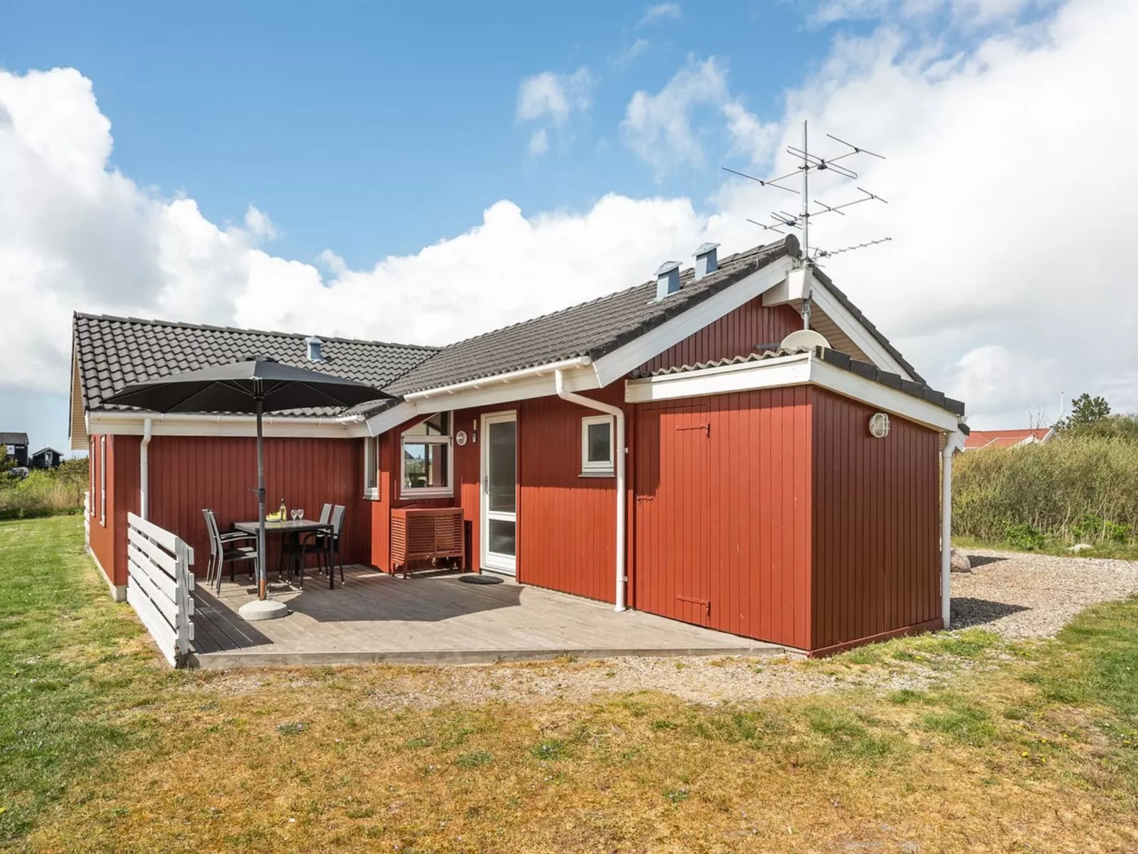 "Hermandine" - 700m from the sea-Binnen