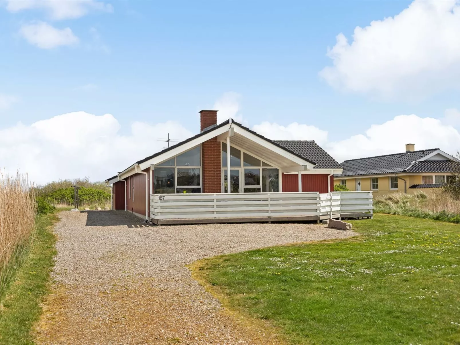 "Hermandine" - 700m from the sea-Binnen