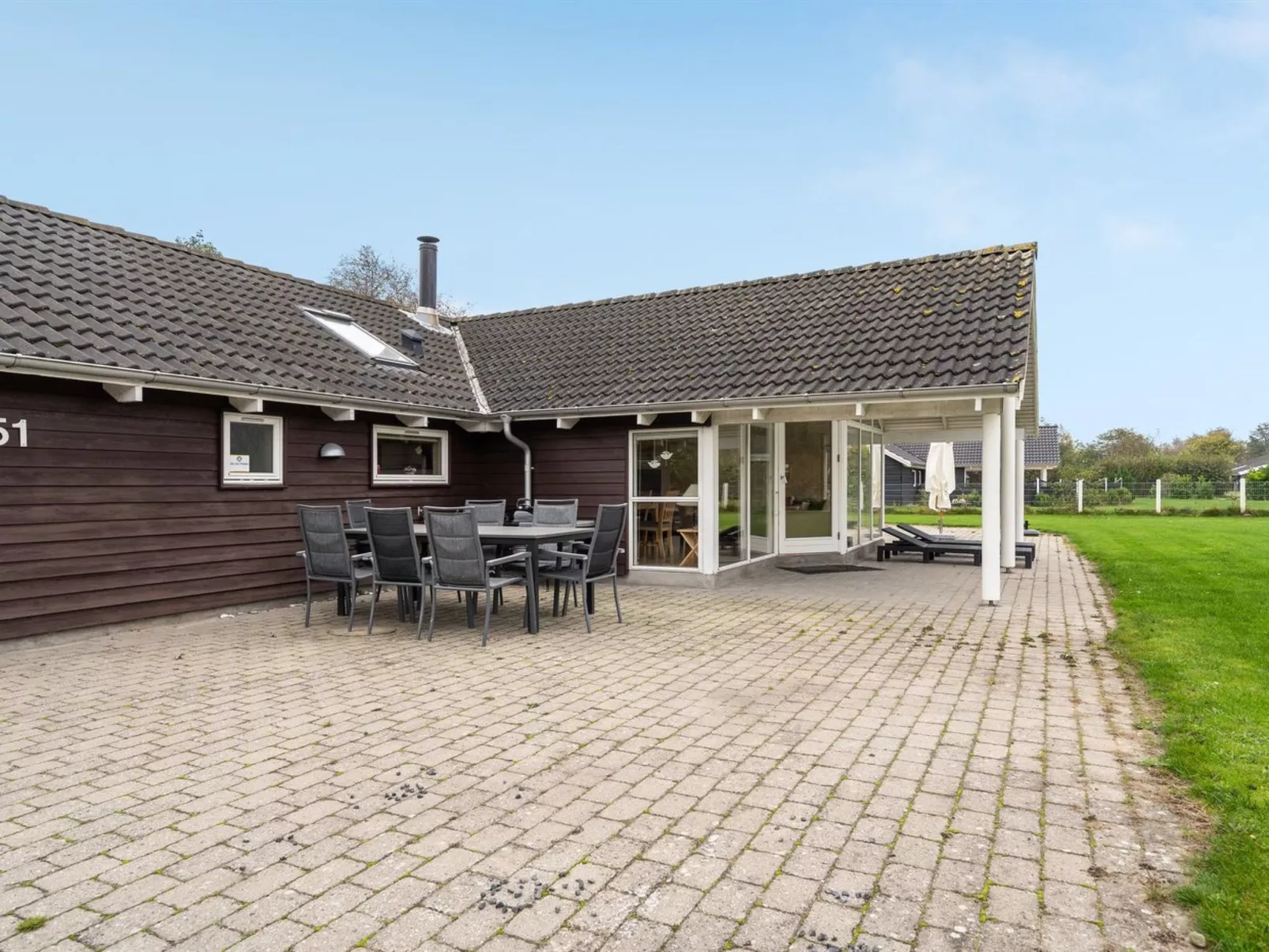 "Enid" - 700m from the sea-Buiten