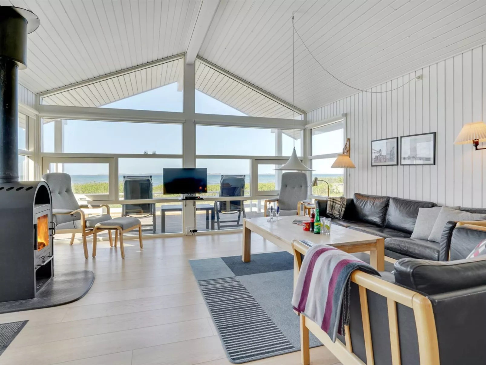 "Arnwith" - 20m from the sea-Binnen