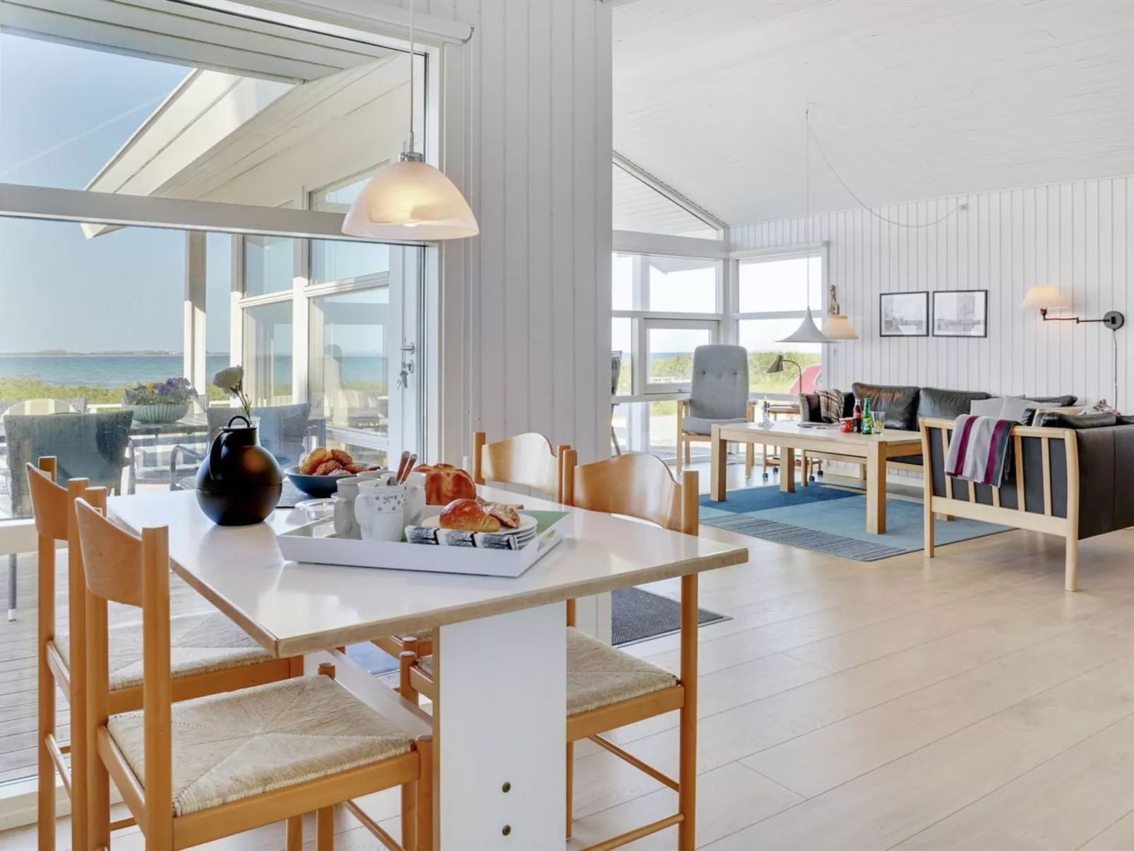 "Arnwith" - 20m from the sea-Binnen