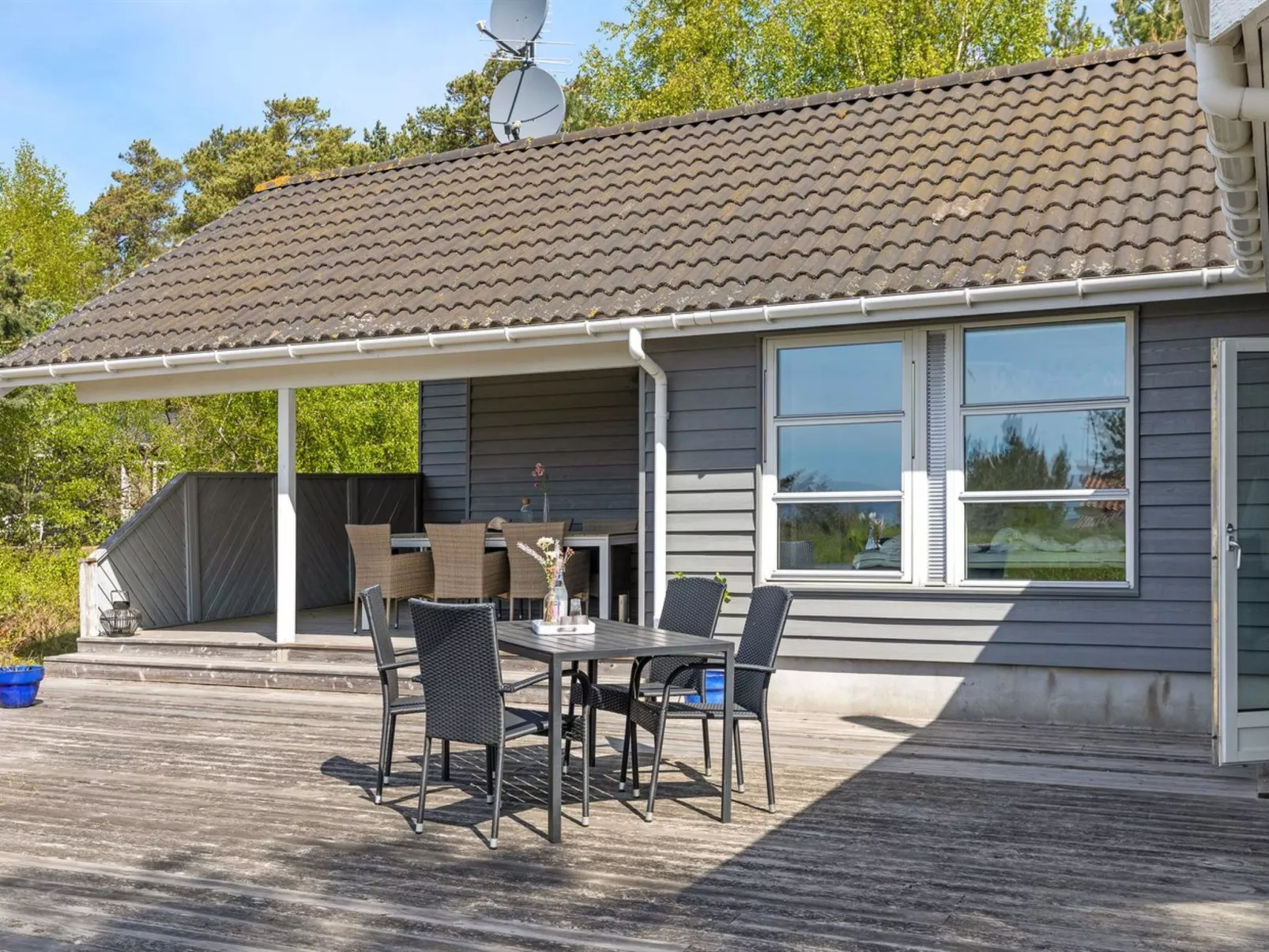 "Gyrid" - 150m from the sea-Binnen