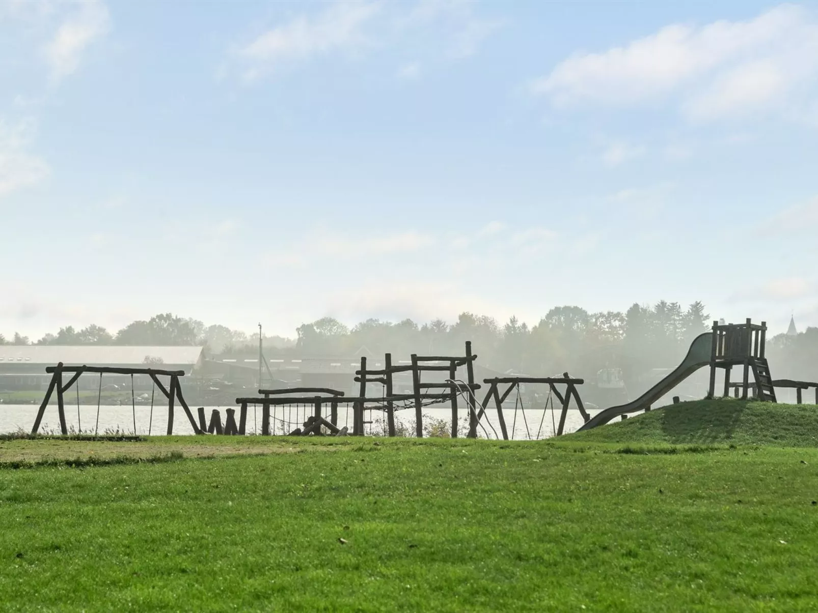 "Babette" - 75m to the inlet-Buiten