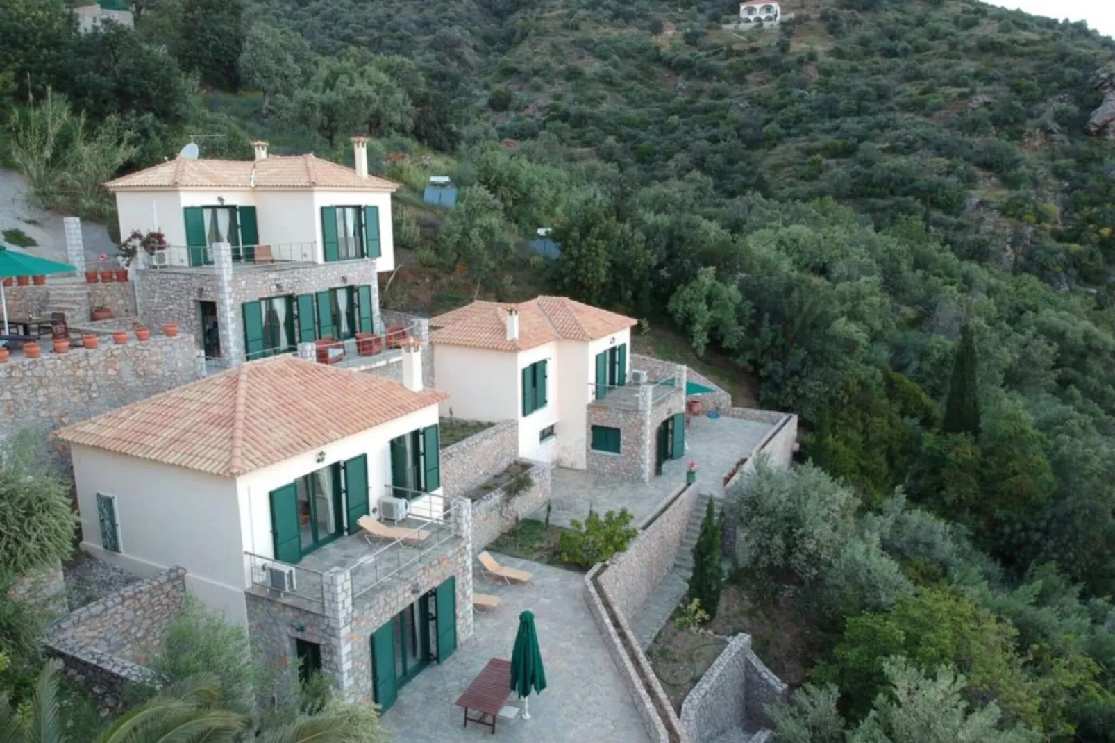 Villa Salvador Dali-Buitenkant zomer