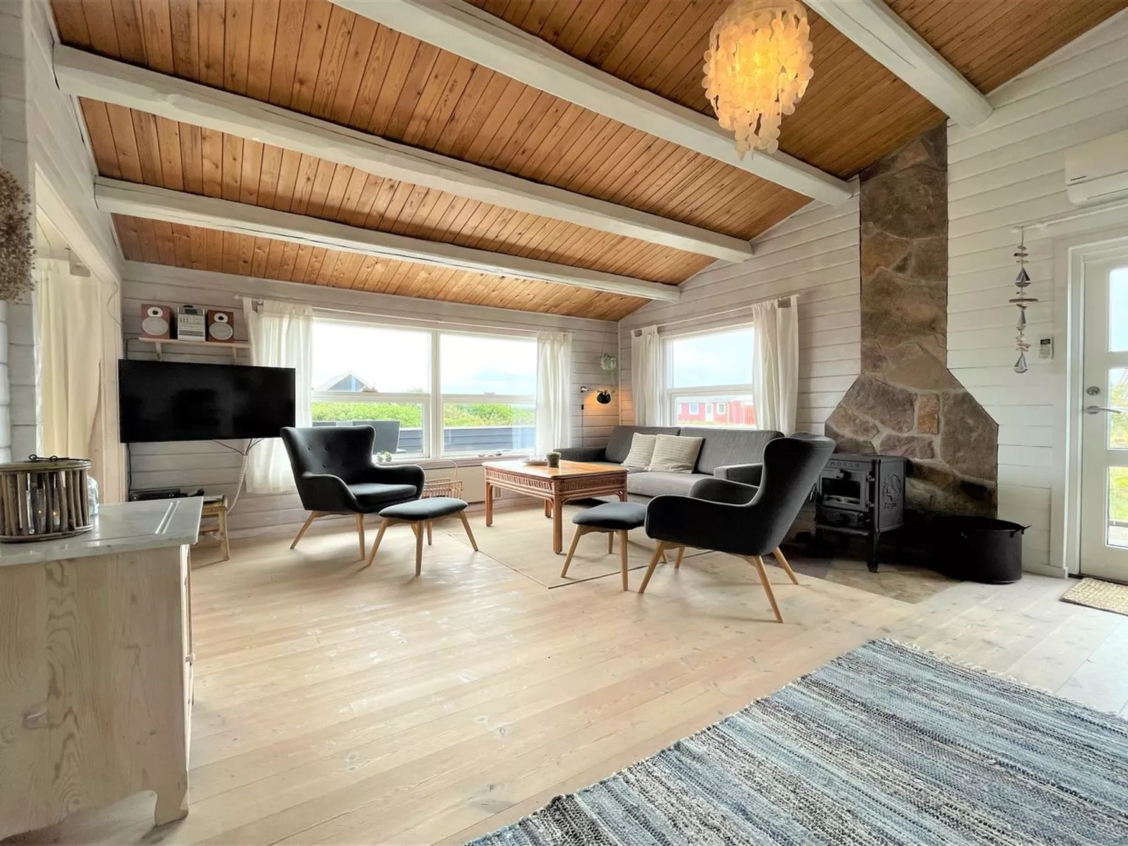 "Arbnora" - 400m from the sea-Binnen