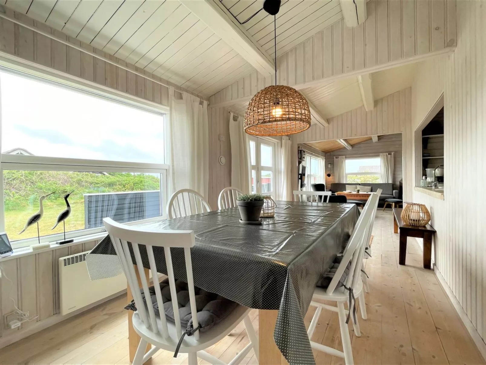 "Arbnora" - 400m from the sea-Binnen