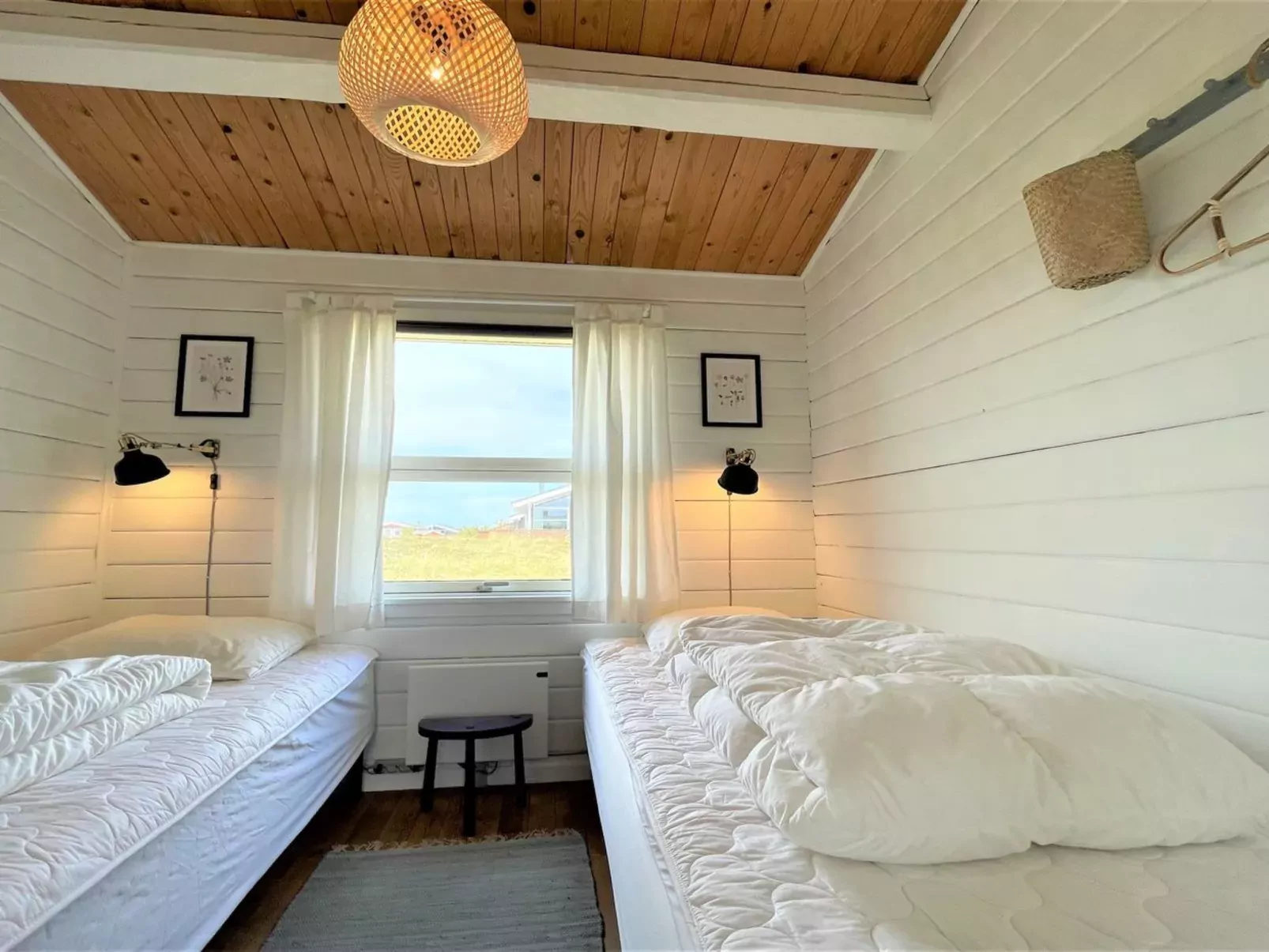 "Arbnora" - 400m from the sea-Binnen