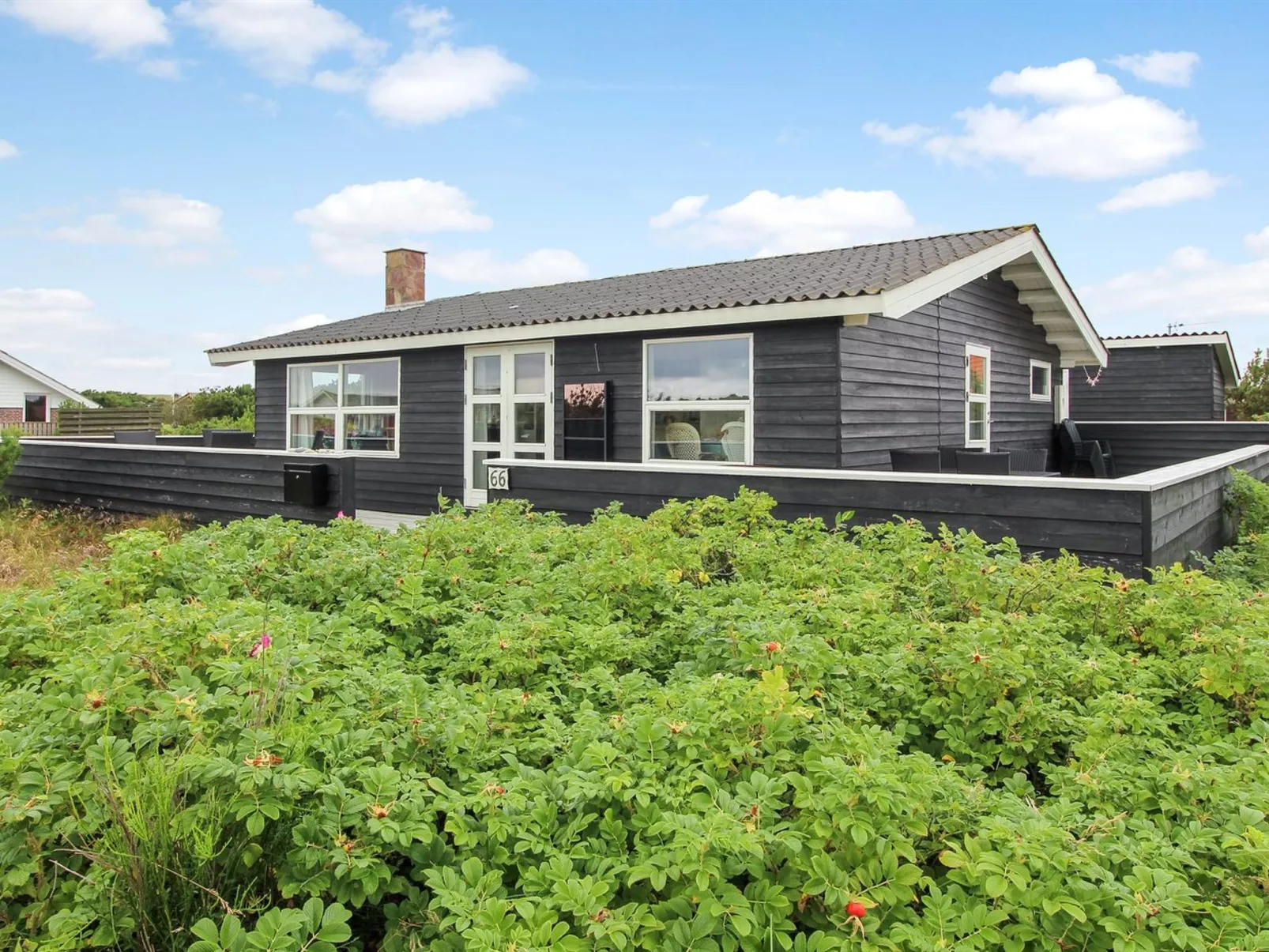 "Arbnora" - 400m from the sea-Buiten