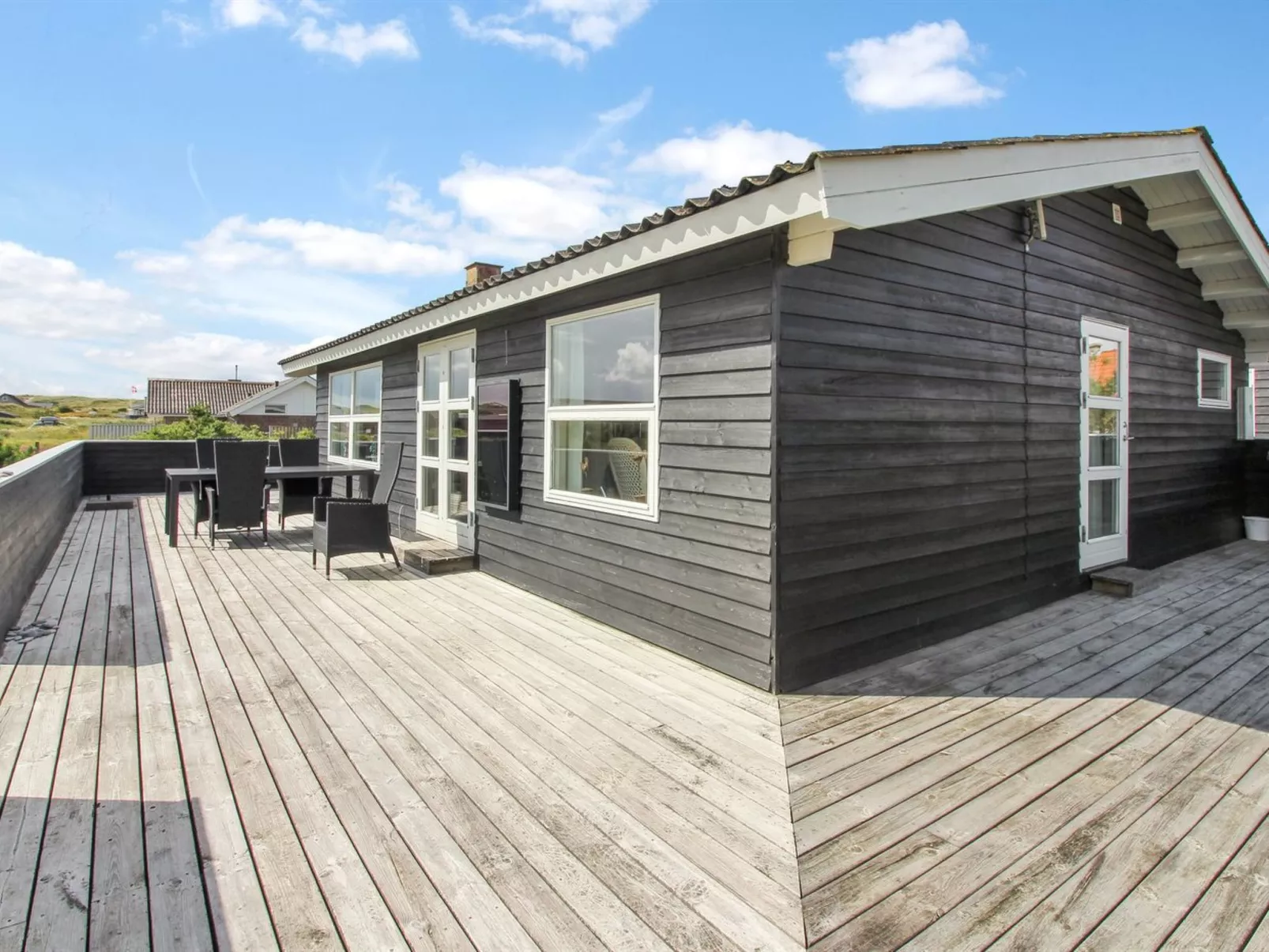 "Arbnora" - 400m from the sea-Buiten