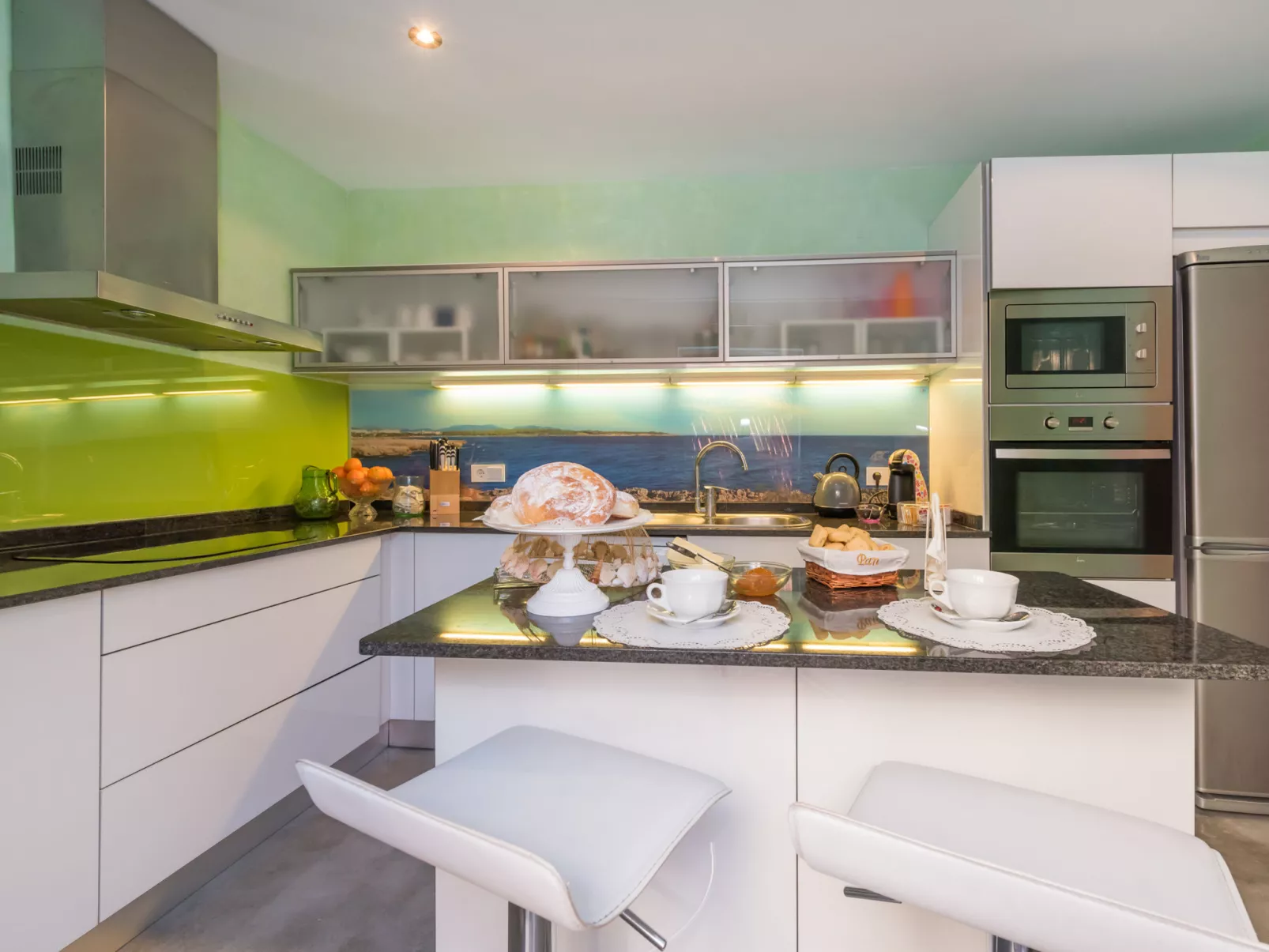 Can Marc Beach House-Binnen