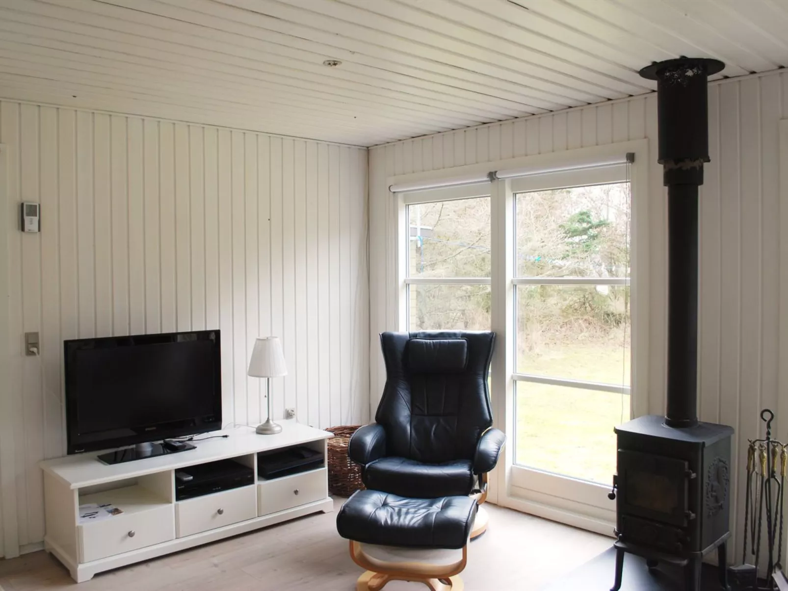 "Swaantje" - 400m from the sea-Binnen