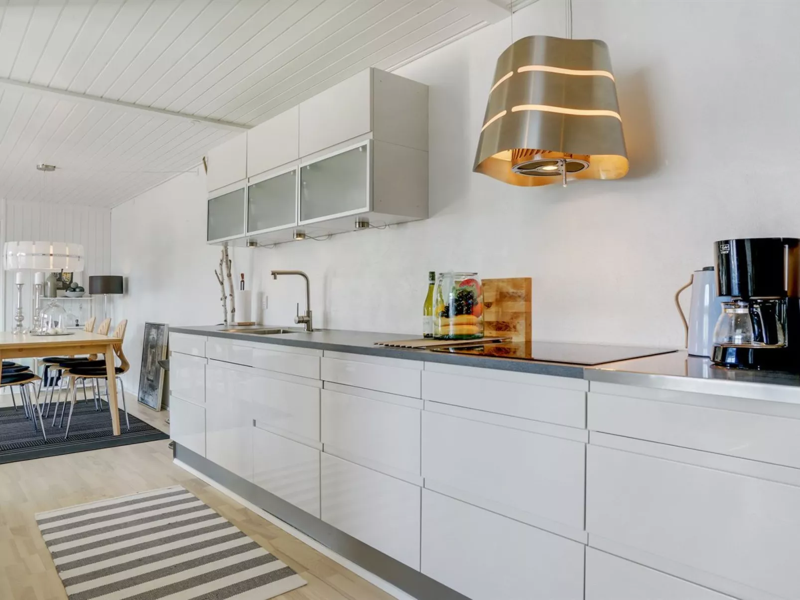 "Tarvo" - 400m from the sea-Binnen