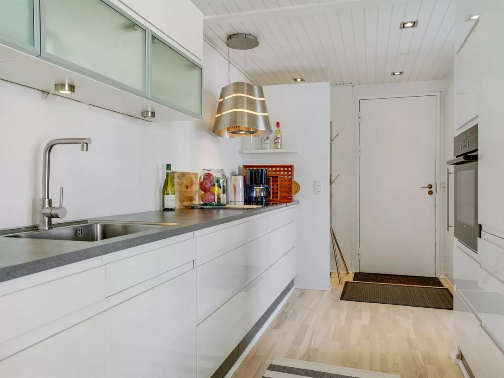 "Tarvo" - 400m from the sea-Binnen