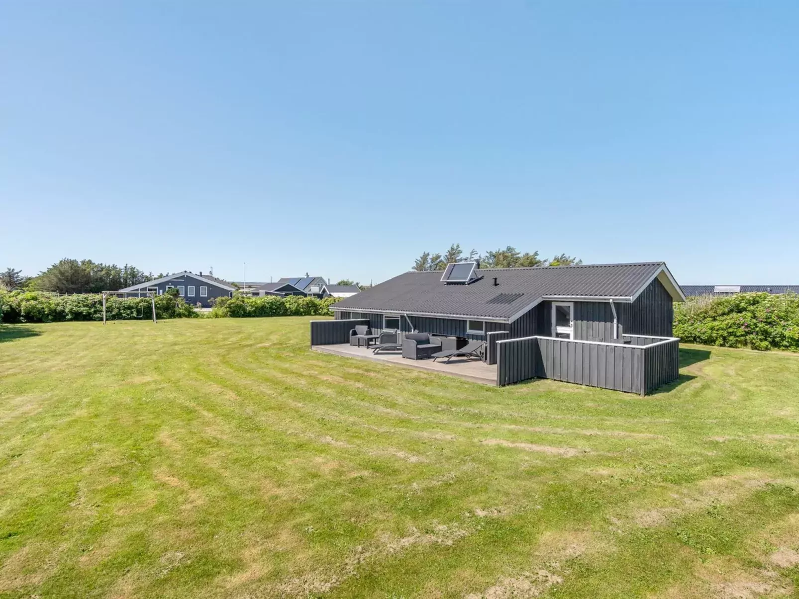 "Biarni" - 300m from the sea-Buiten