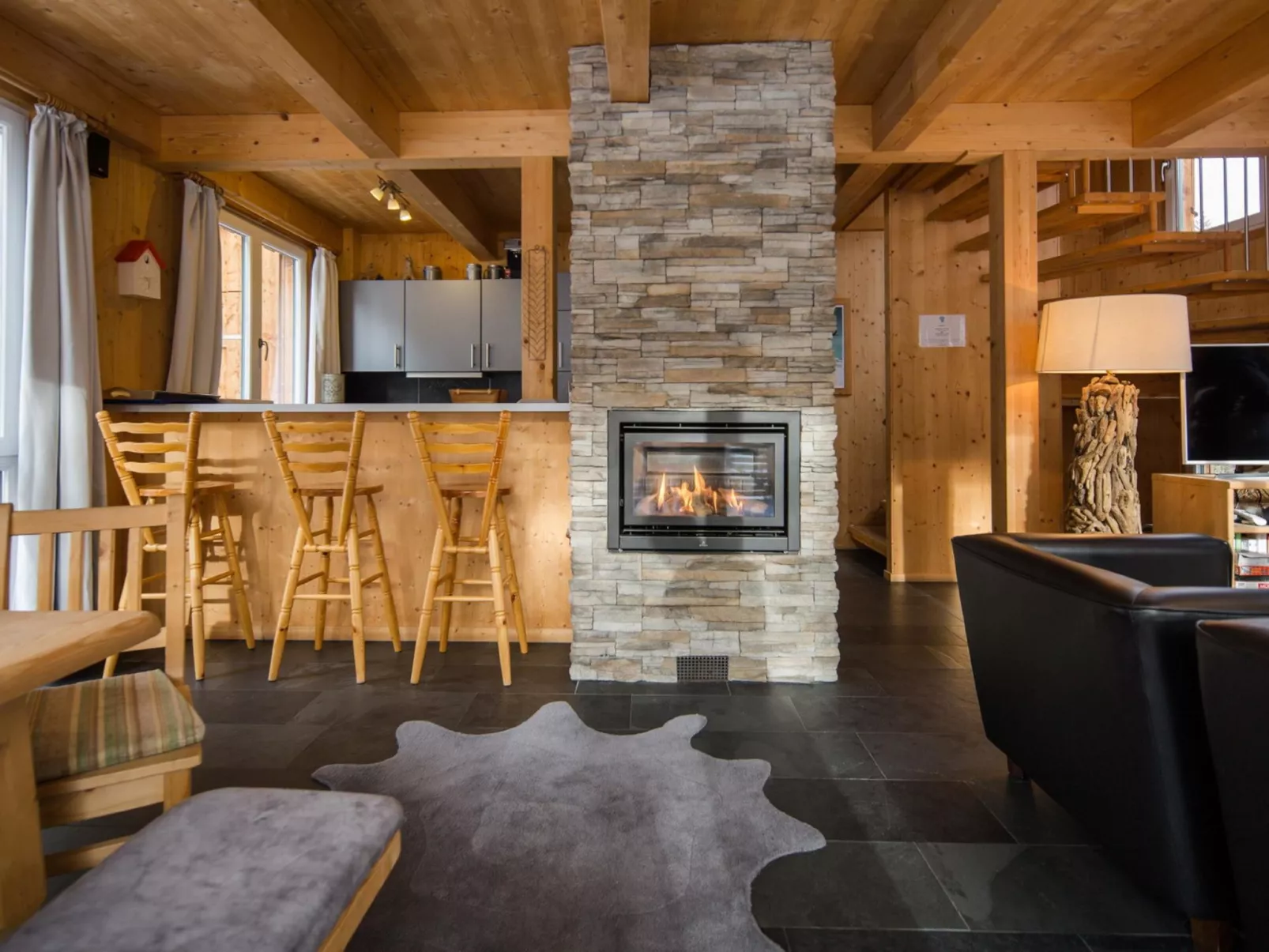 #7 mit IR-Sauna&Aussensprudelbad-Binnen