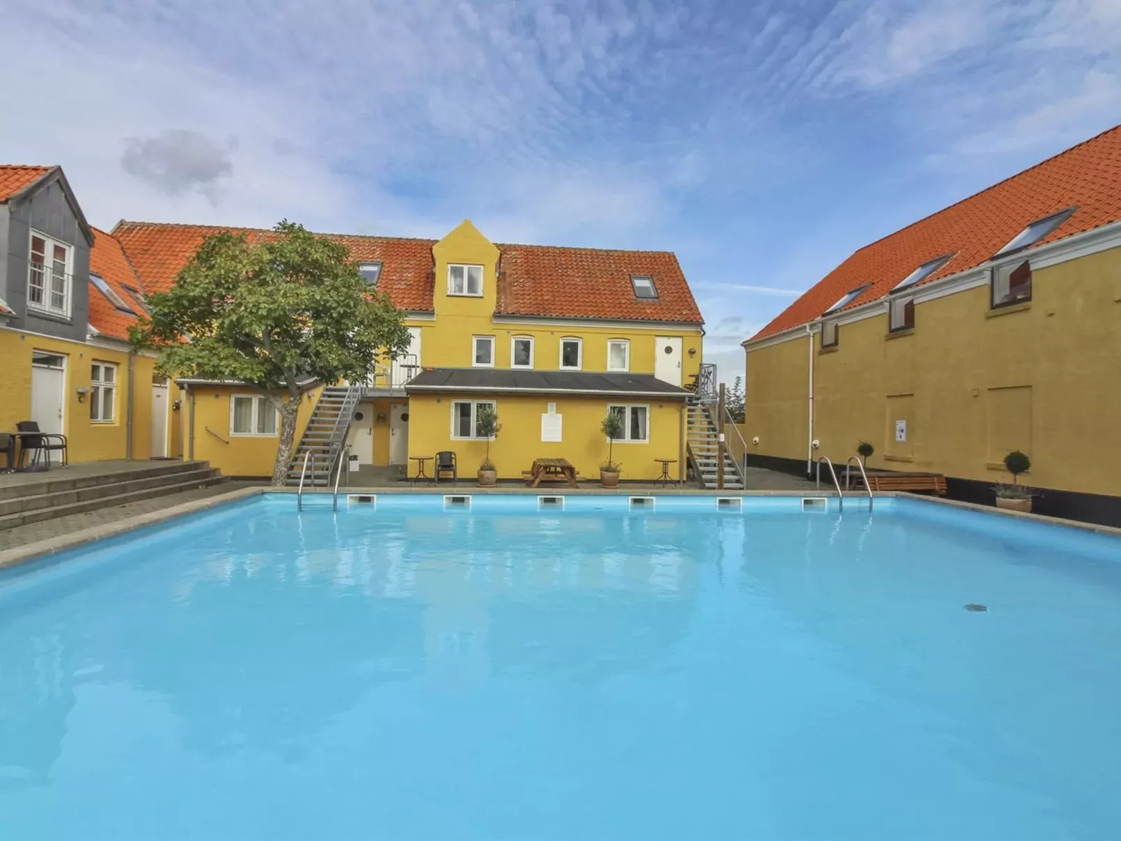 "Thyrne" - 500m from the sea