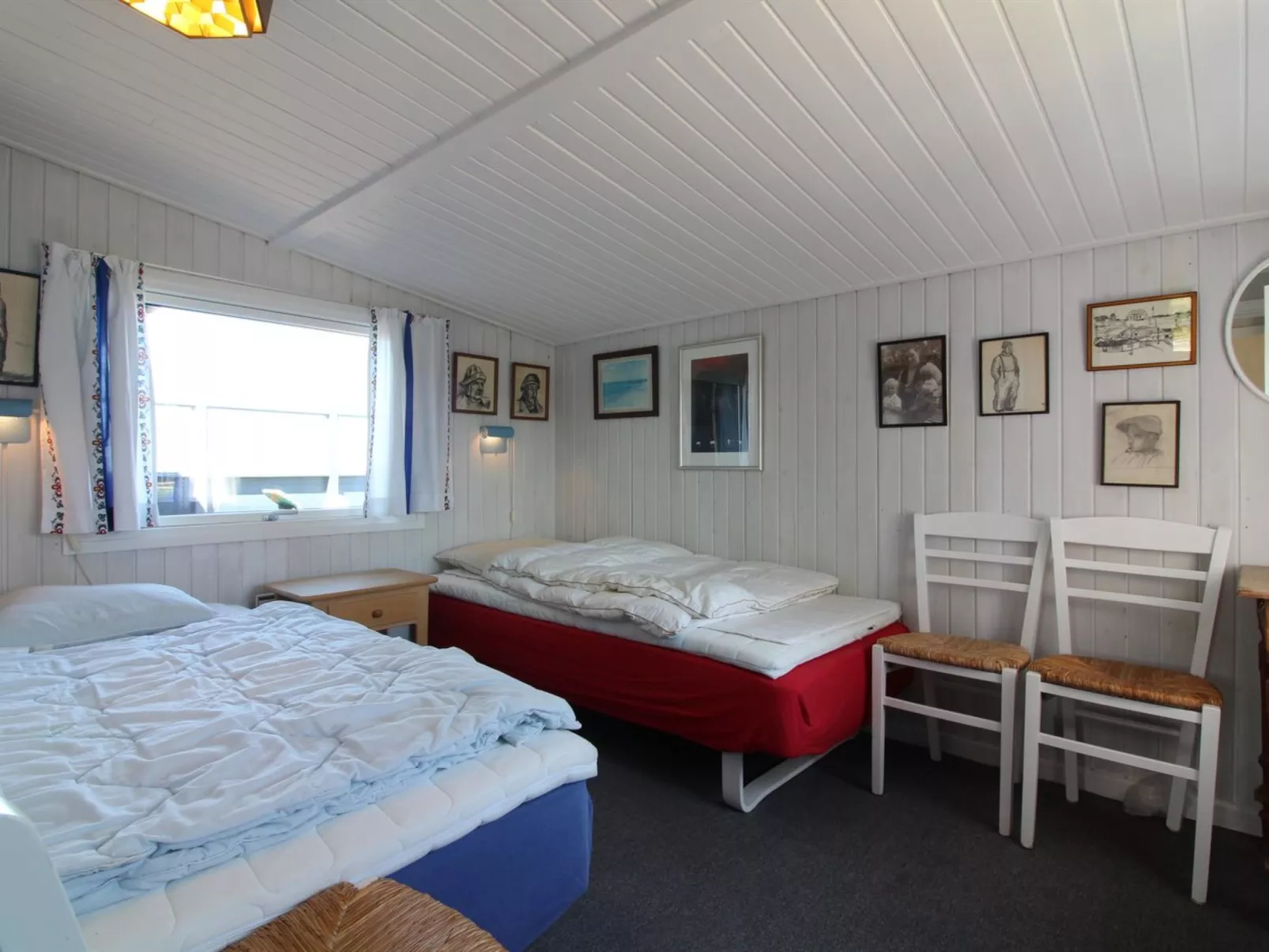 "Ellynor" - 200m from the sea-Binnen