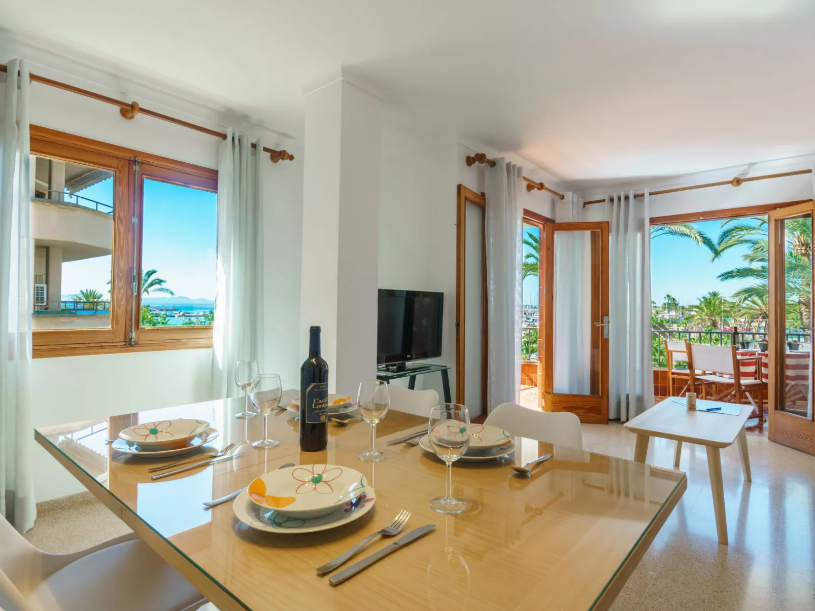 Can Llorenc Sea Views-Binnen