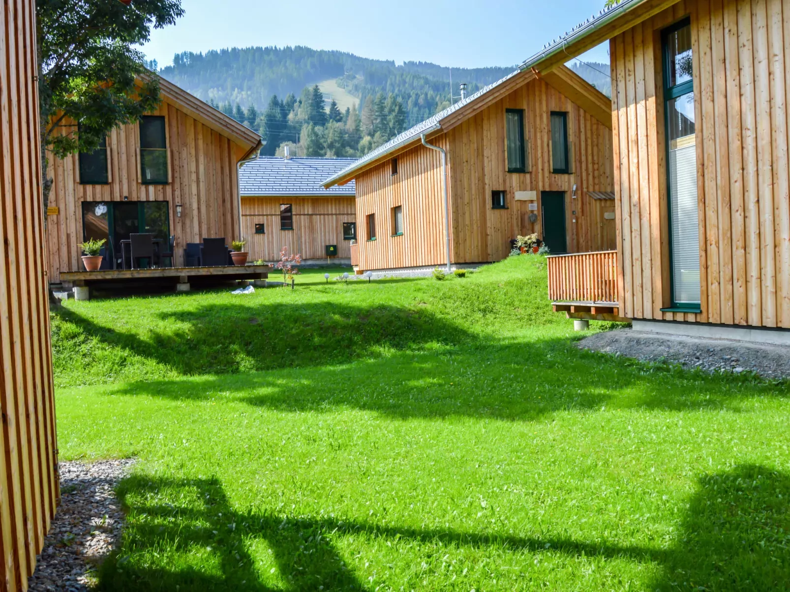 Chalet mit 2 Schlafzimmern & IR-Sauna-Buiten
