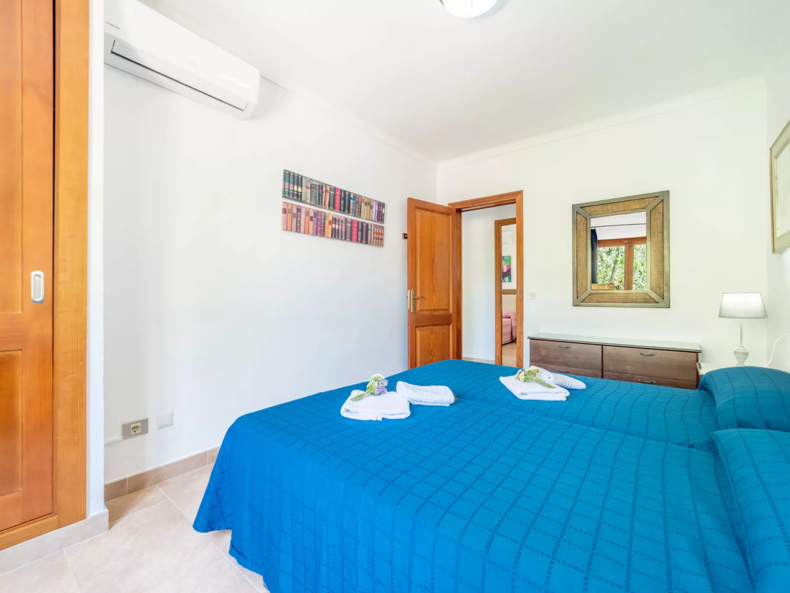 Pintor Beach House-Binnen