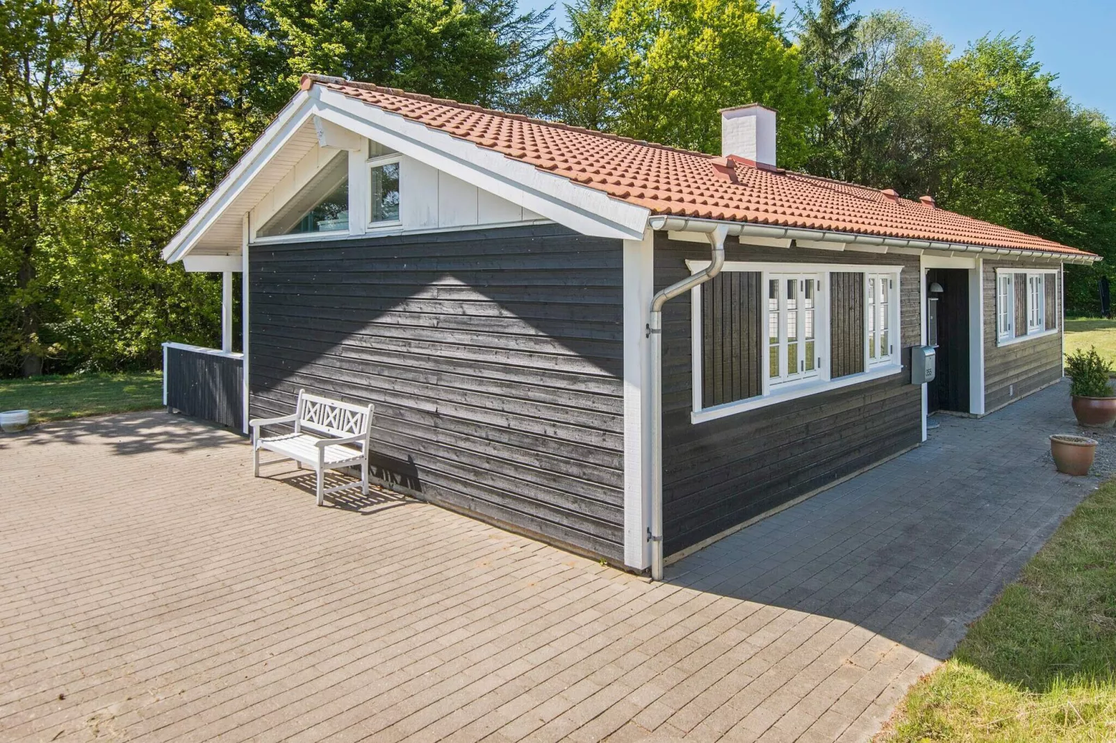 LØJT FERIECENTER