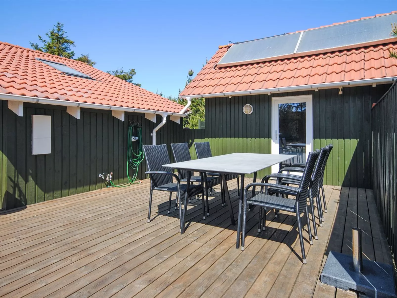 "Heggi" - 900m from the sea