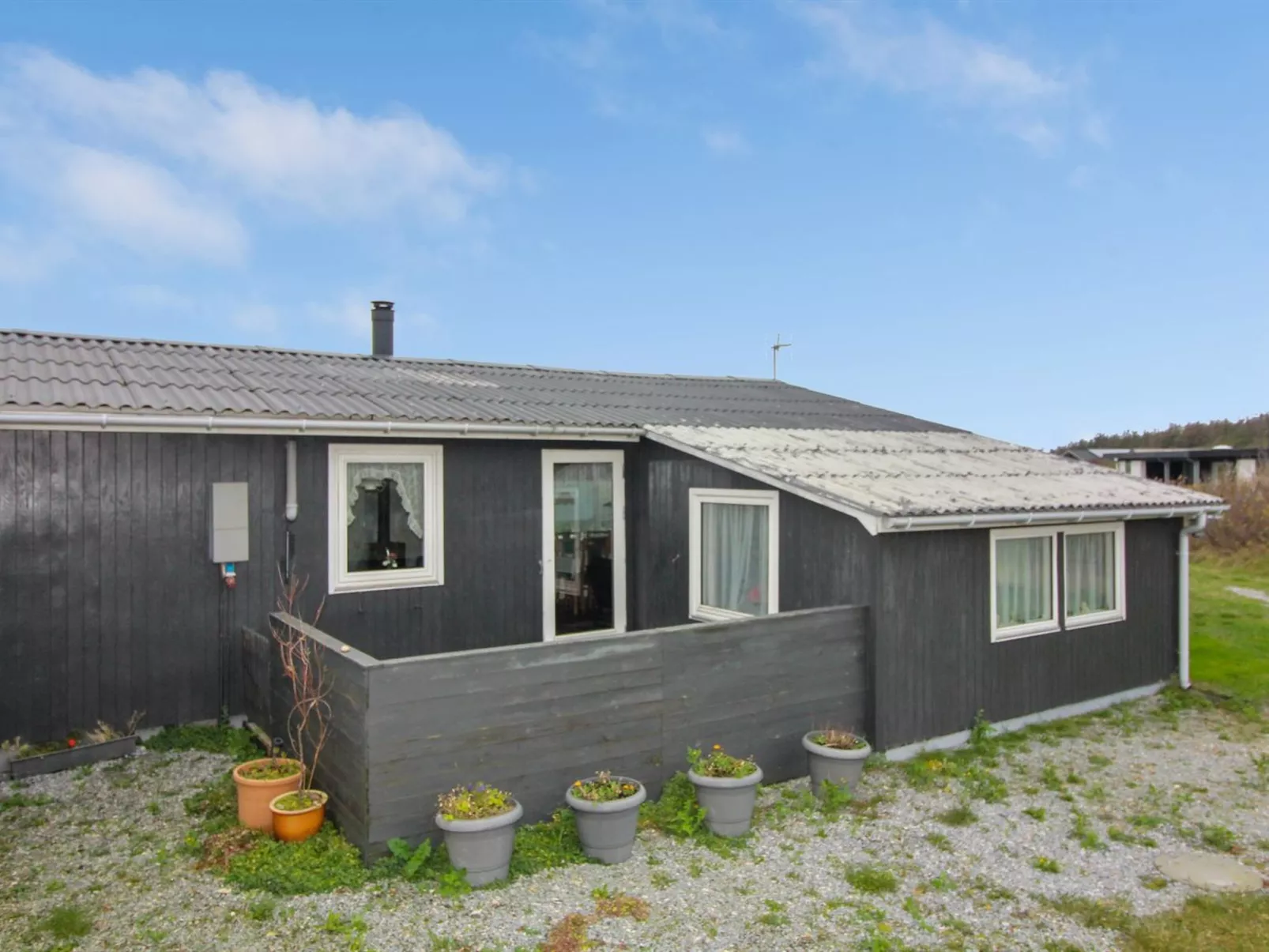 "Edvin" - 400m from the sea-Buiten