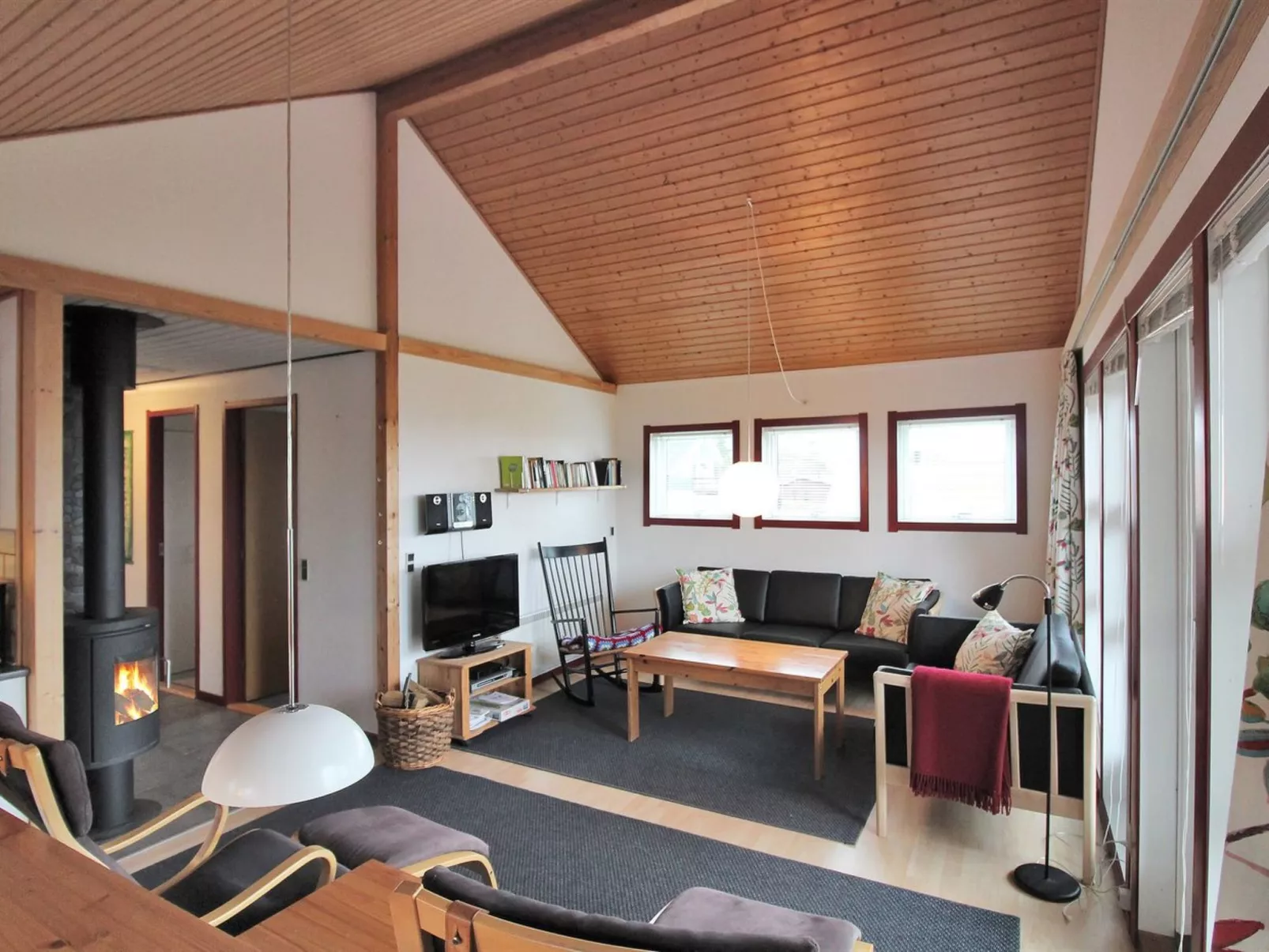 "Mauritz" - 300m from the sea-Binnen