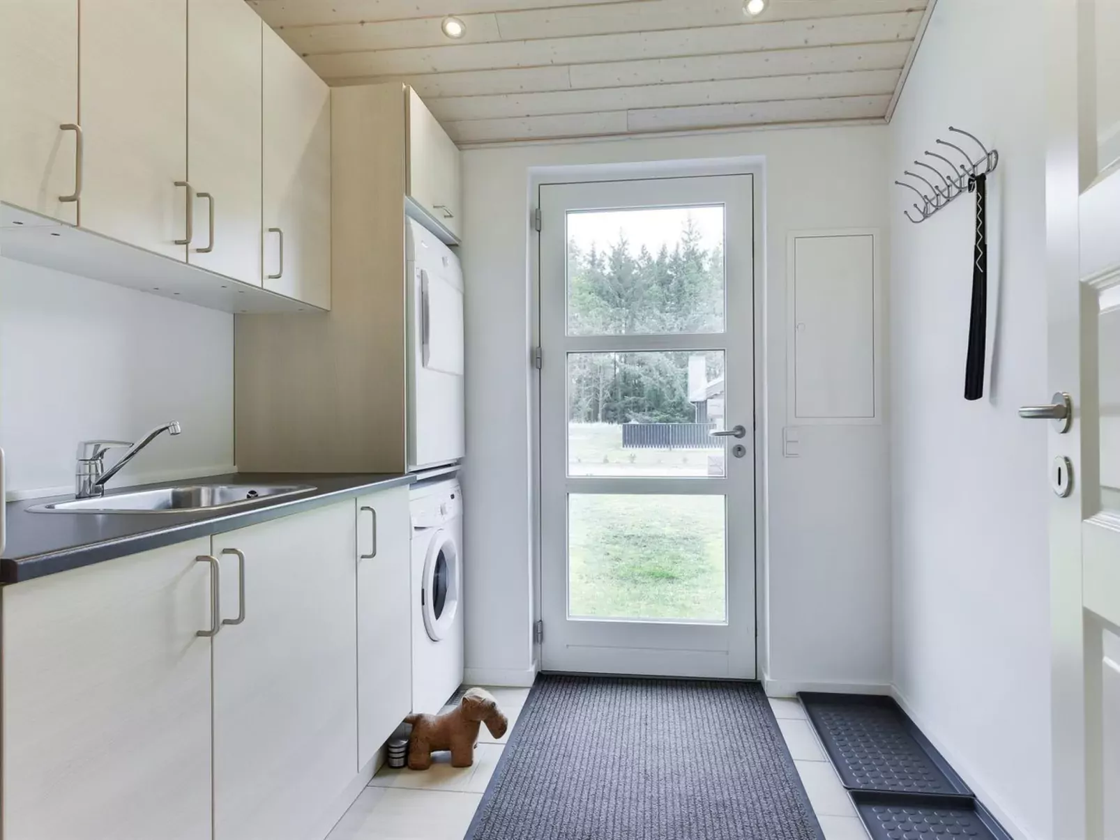 "Tessie" - 1.2km from the sea-Binnen