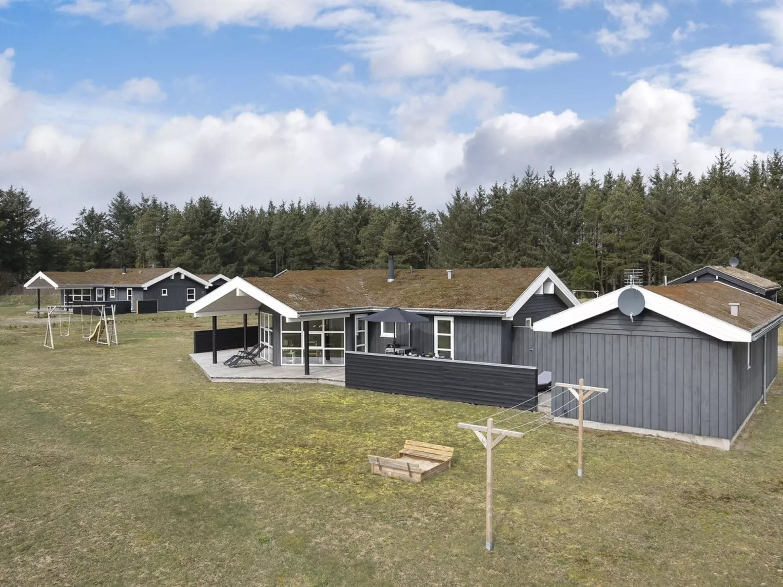 "Tessie" - 1.2km from the sea-Buiten