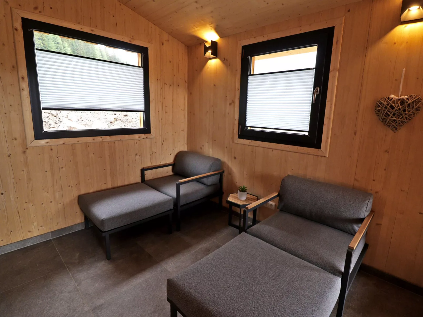 Premium #62 mit Sauna&Sprudelbad-Binnen