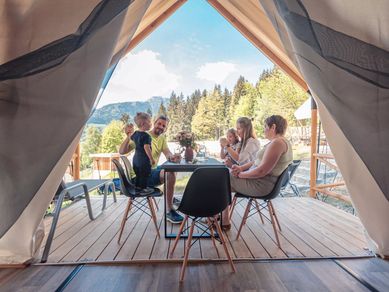 Luxuszelt Safari für 6 Personen-Buiten