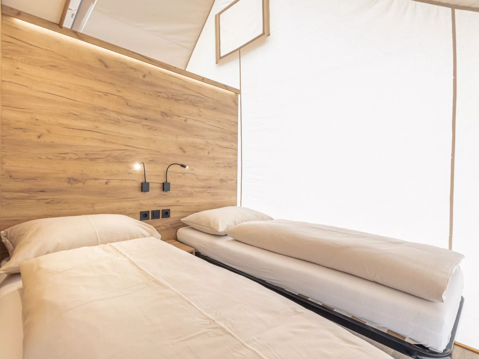 Luxuszelt Safari für 6 Personen-Binnen