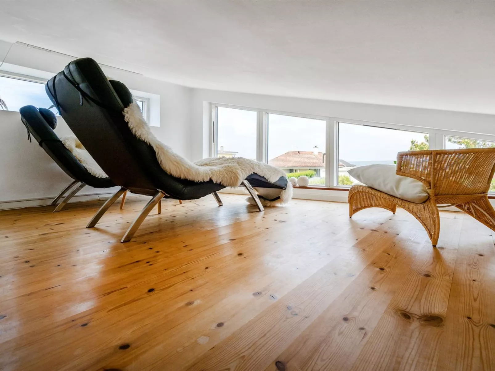 "Biorn" - 70m from the sea-Binnen
