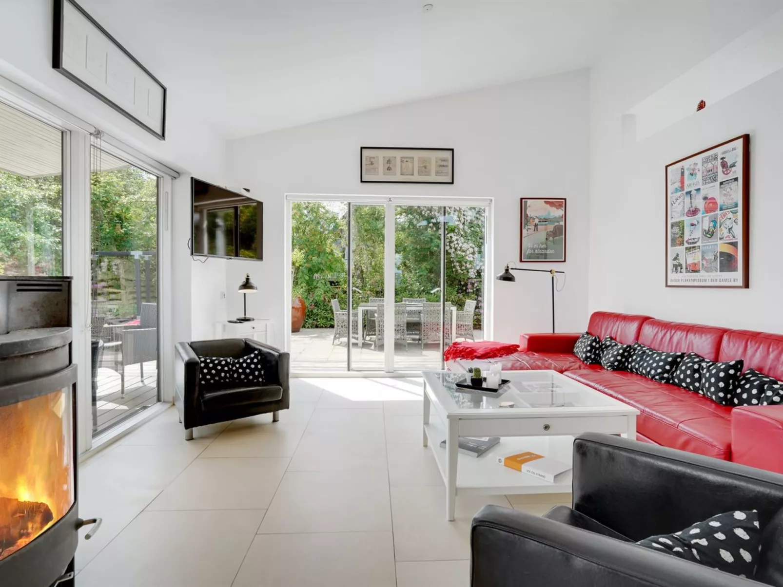 "Biorn" - 70m from the sea-Buiten