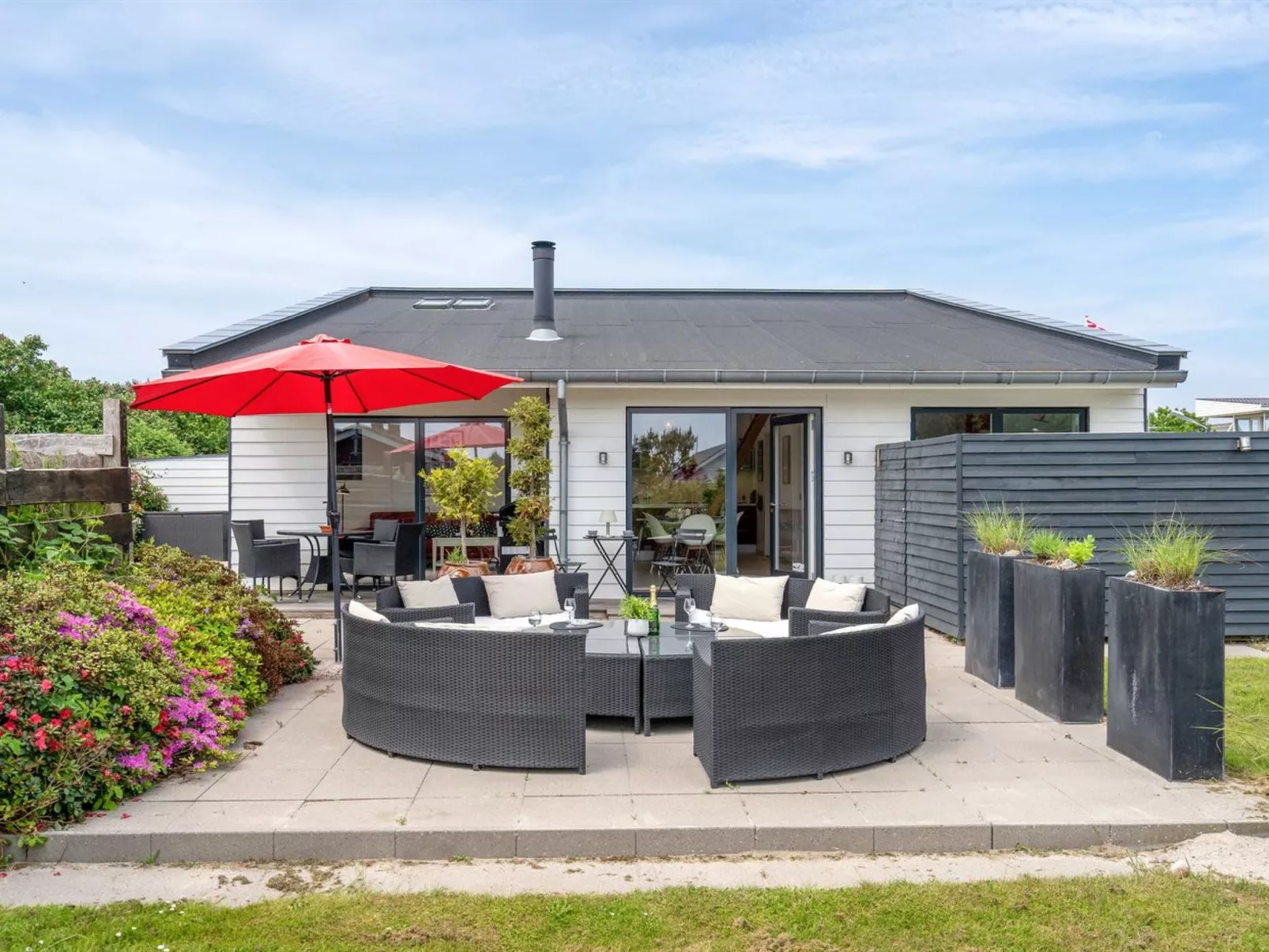 "Biorn" - 70m from the sea-Buiten