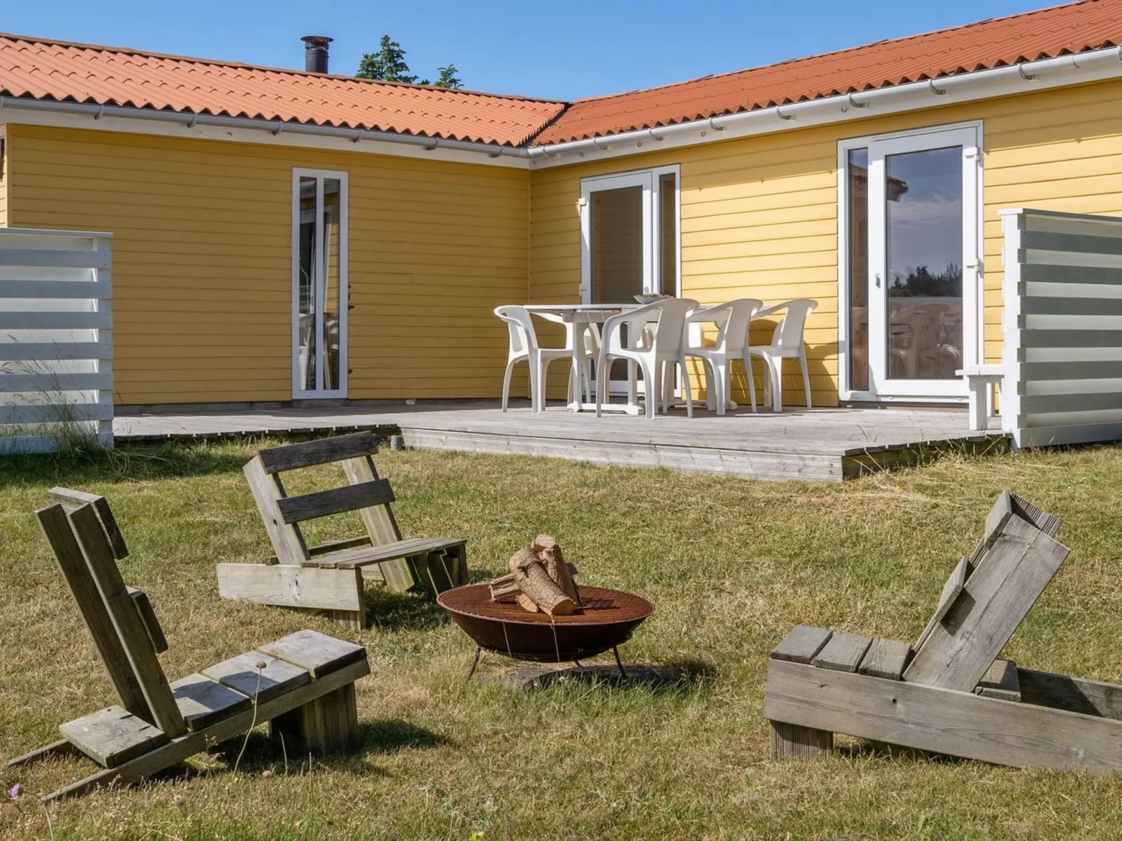 "Kanerva" - 350m from the sea-Buiten