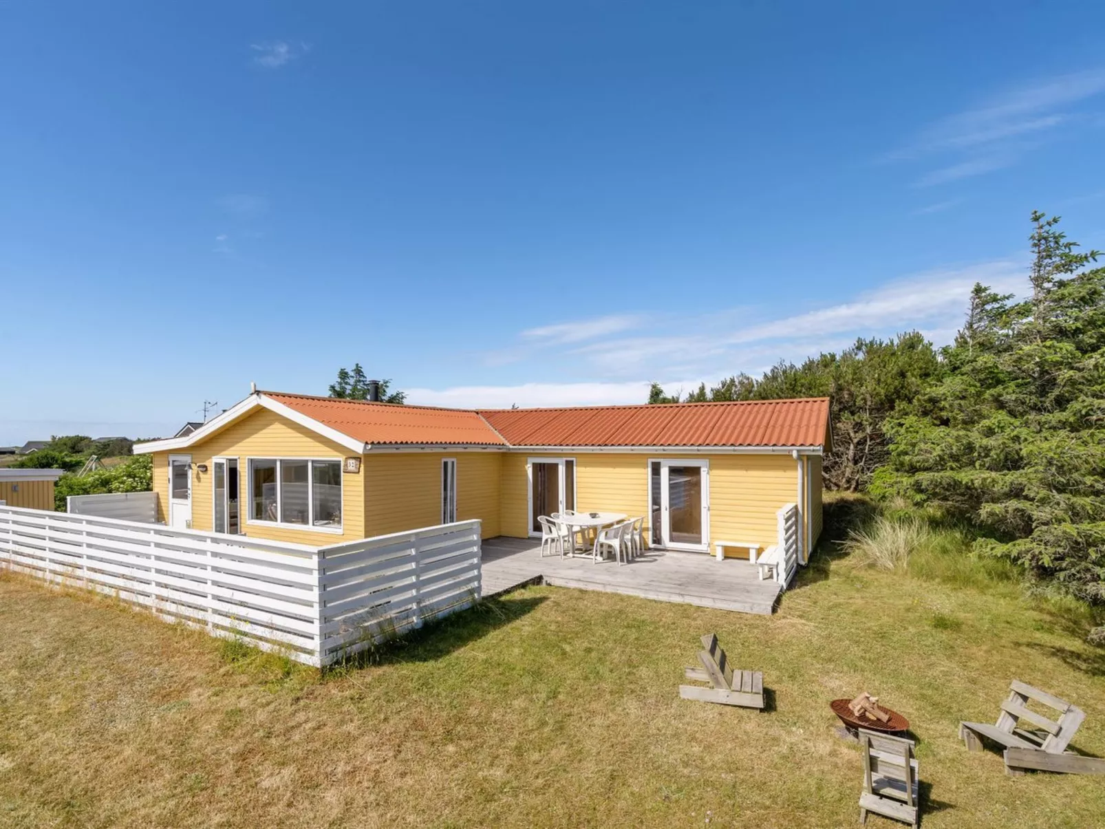 "Kanerva" - 350m from the sea-Buiten