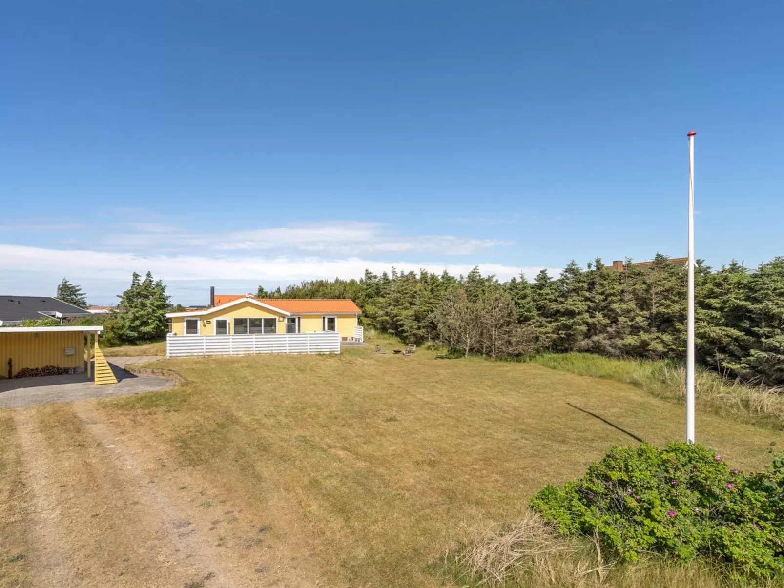 "Kanerva" - 350m from the sea-Buiten