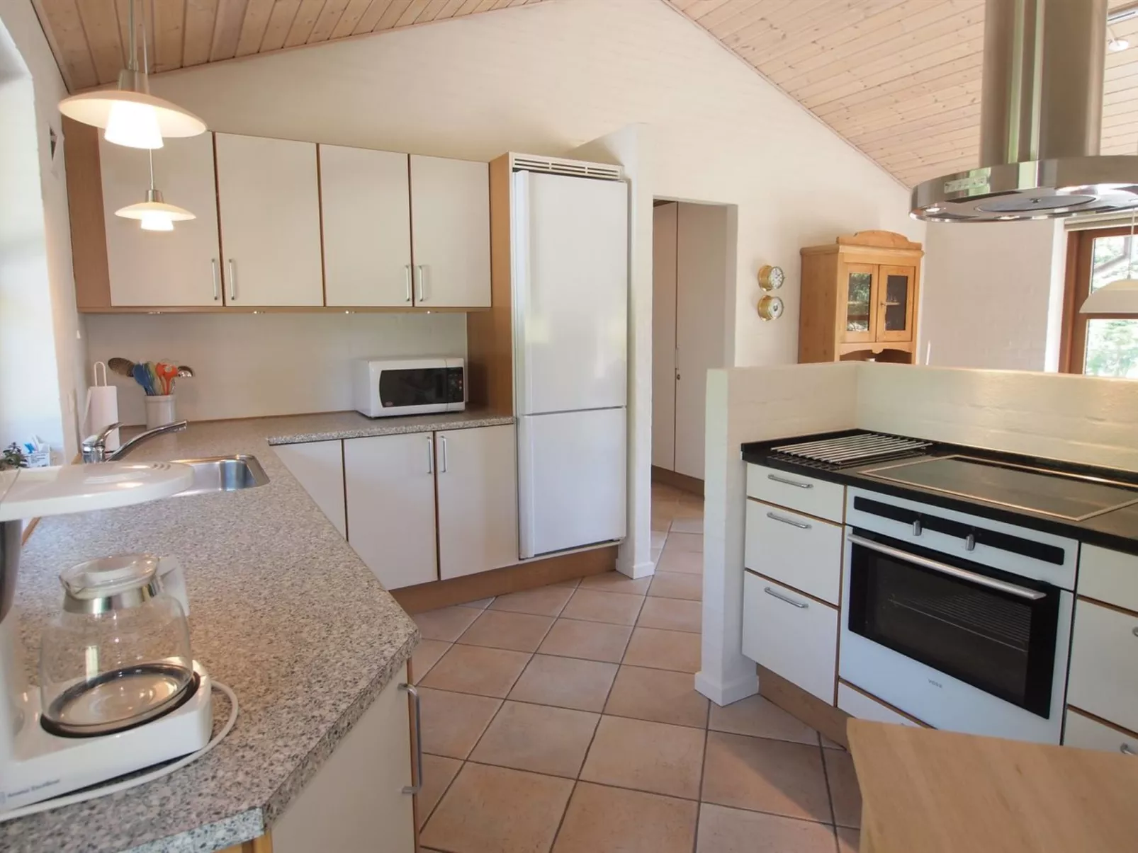 "Thormar" - 1.5km from the sea-Binnen