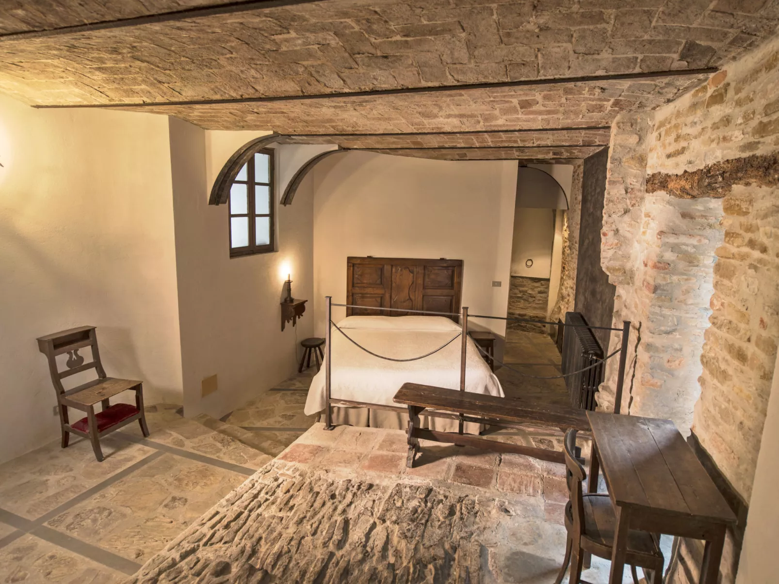 Borgo del Riondino-Binnen