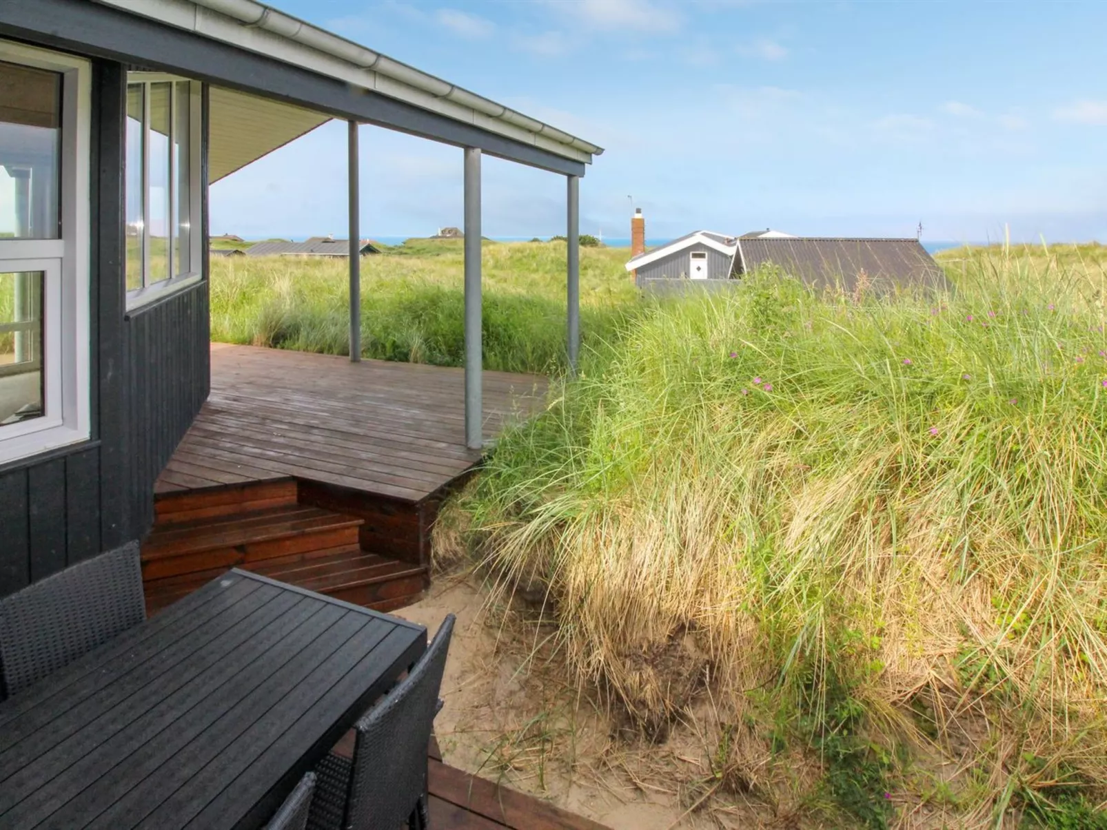 "Edwin" - 400m from the sea-Buiten
