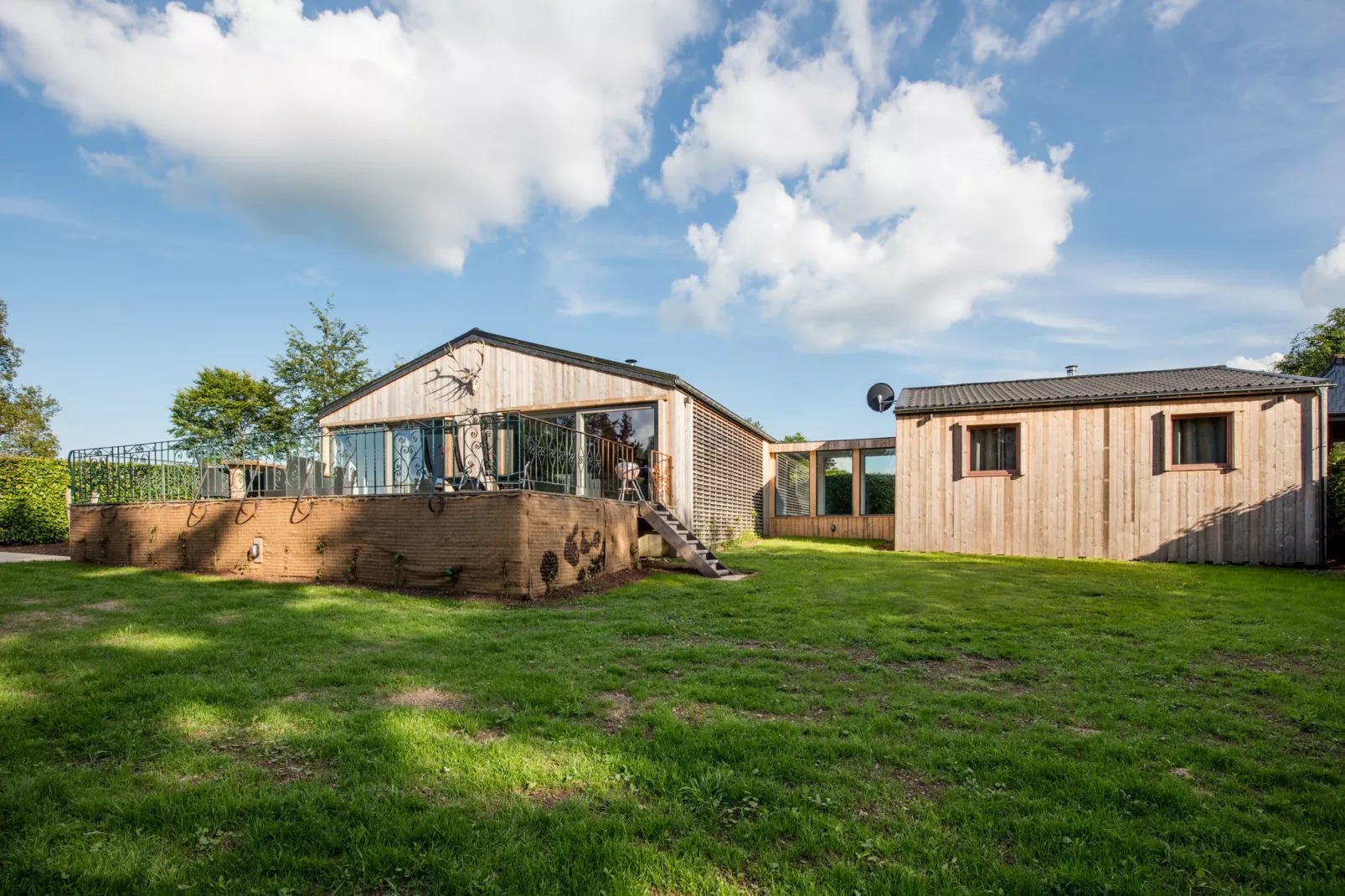 Chalet Bleu-Buitenkant zomer