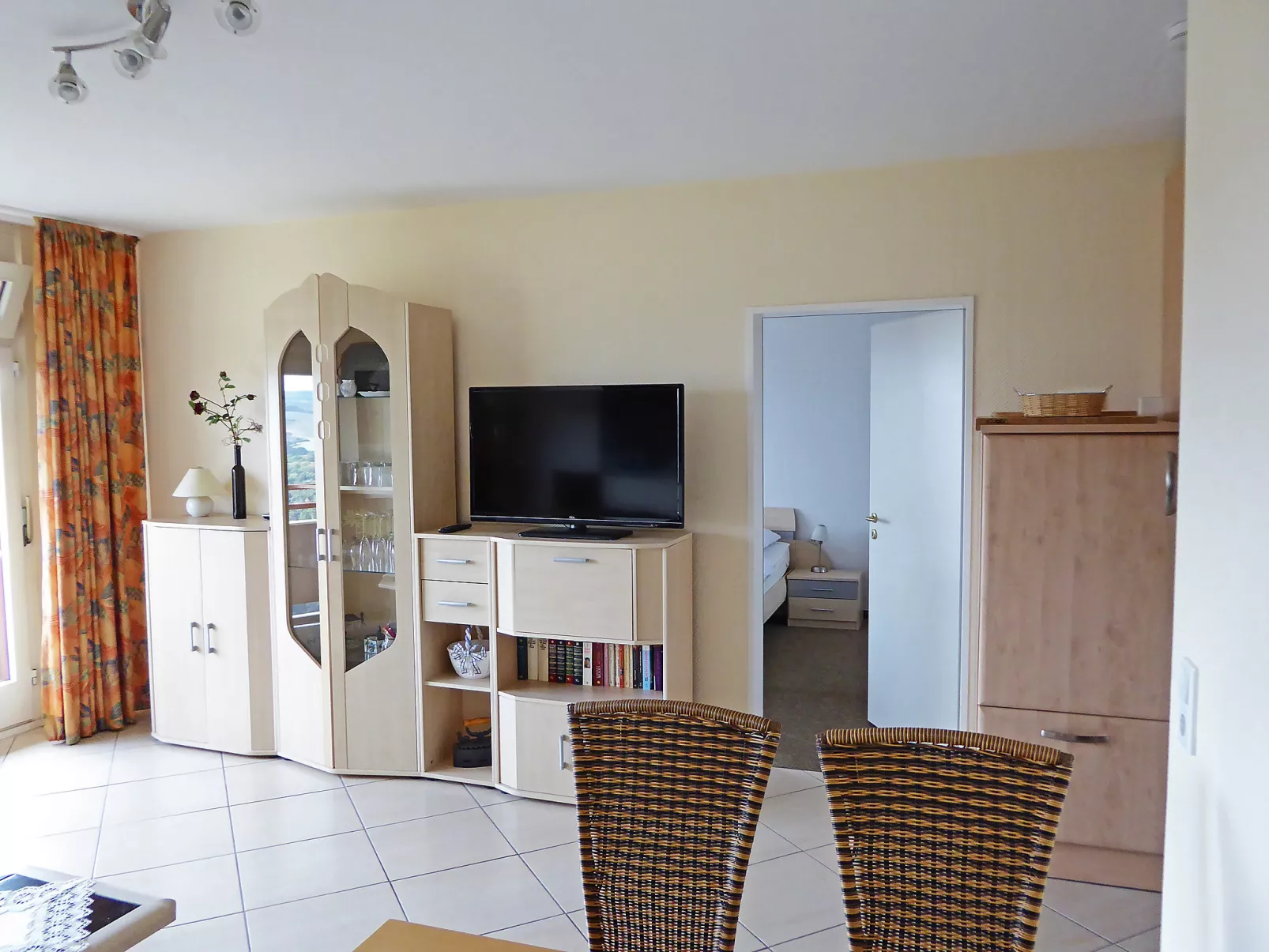 Talblick (B1101)-Binnen