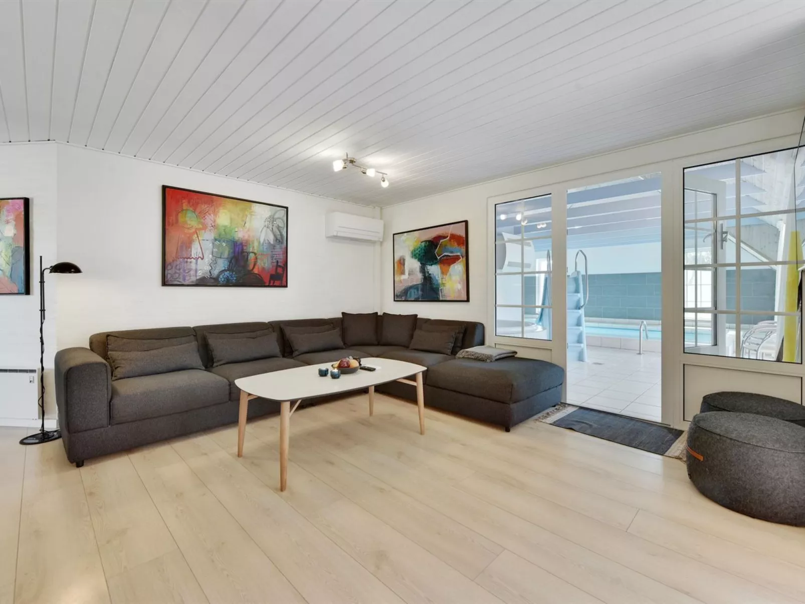 "Jorkin" - 1.8km from the sea